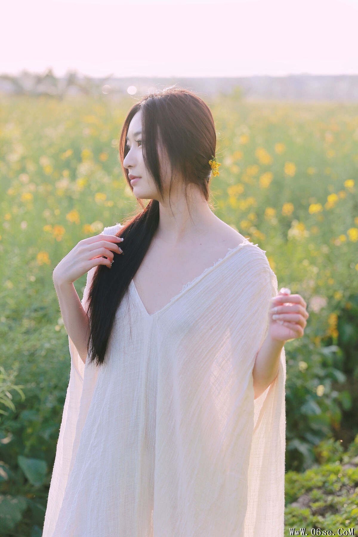 图片[25]-YiTuYu艺图语 Vol.6824 Xiao Xong[28P]-六色网