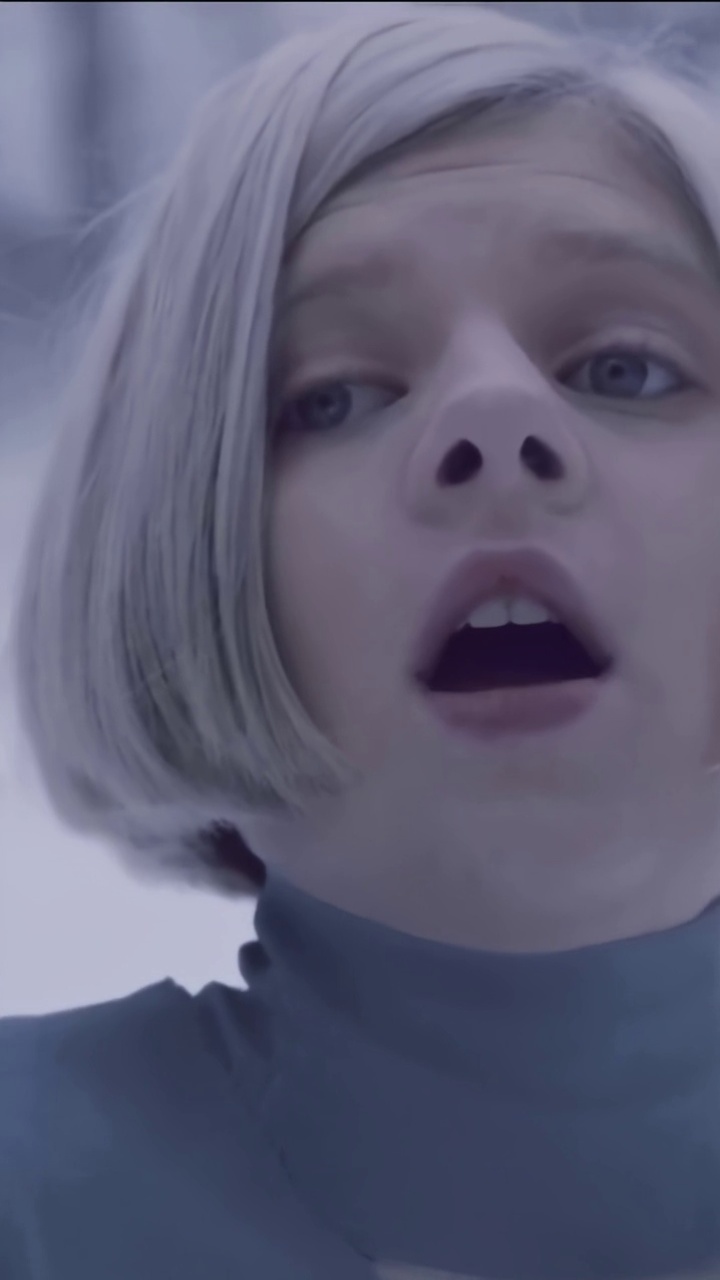 runaway_aurora runaway