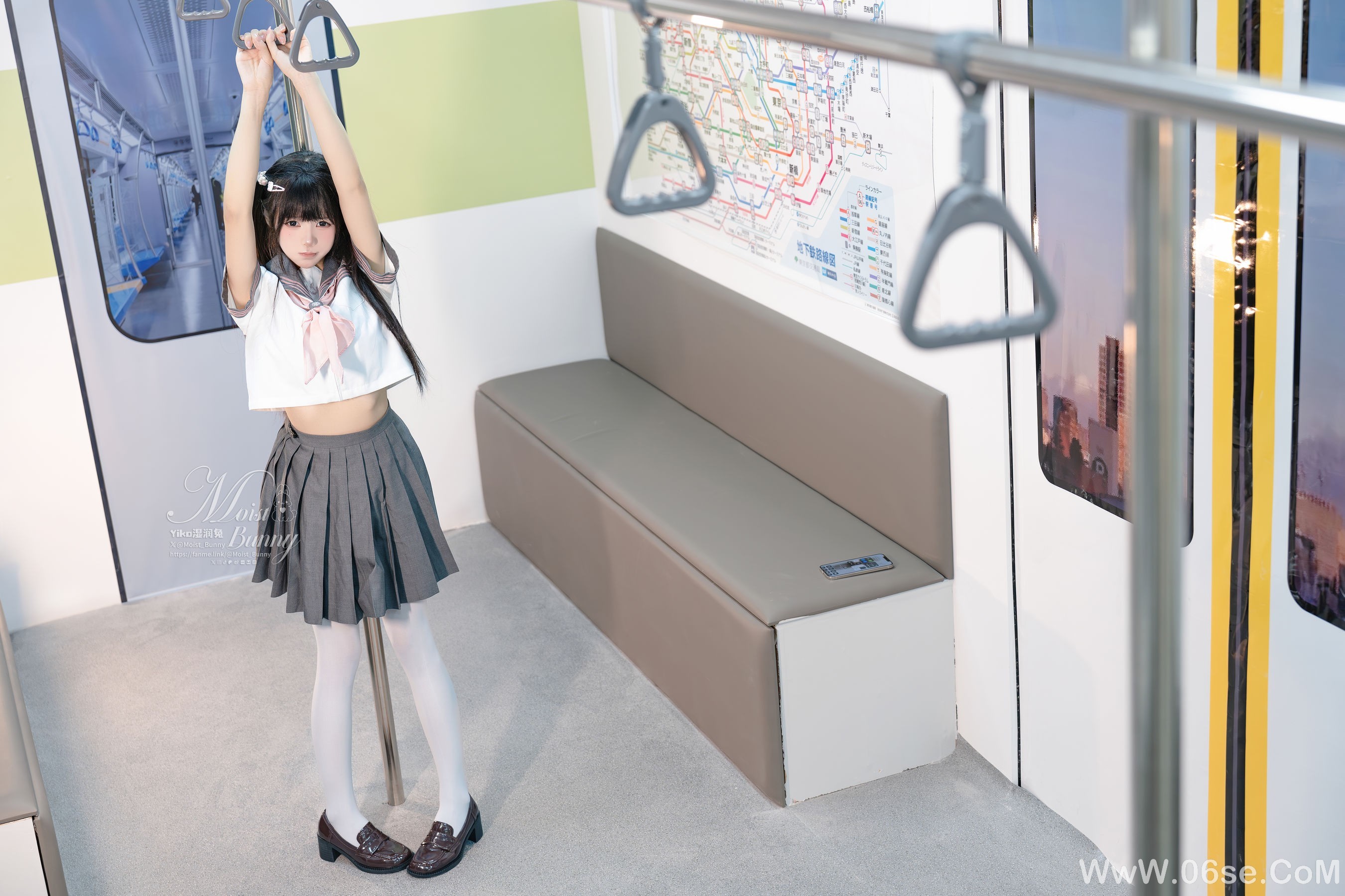 图片[5]-咬一口兔娘 – 地铁萌妹[88P]-六色网