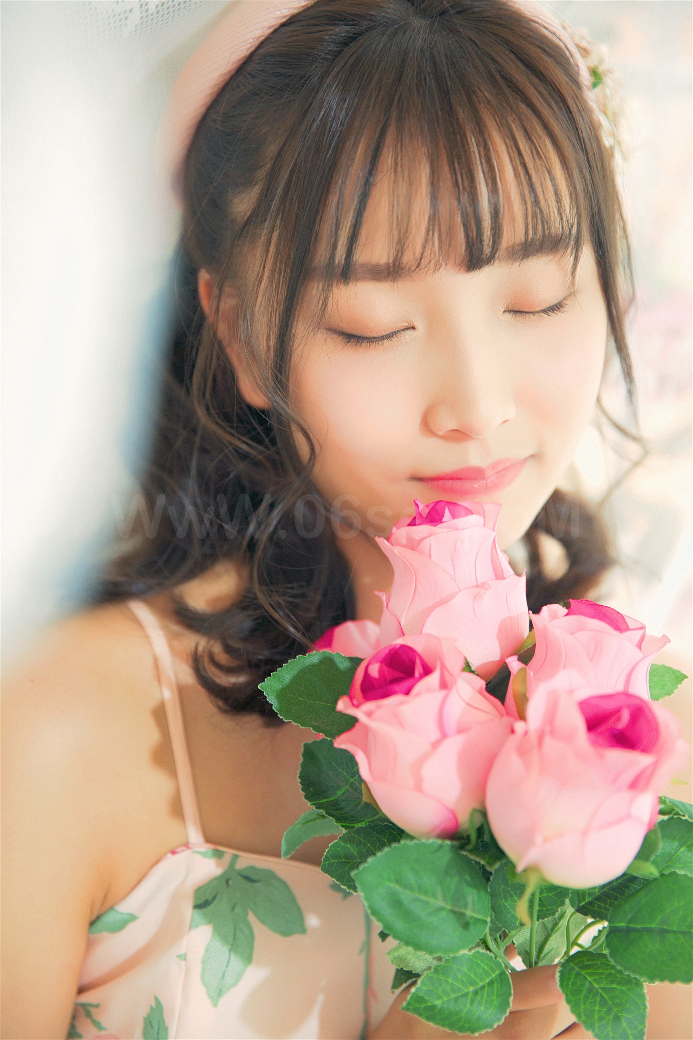 图片[24]-雅拉伊 – 《美人含笑》[26P]-六色网