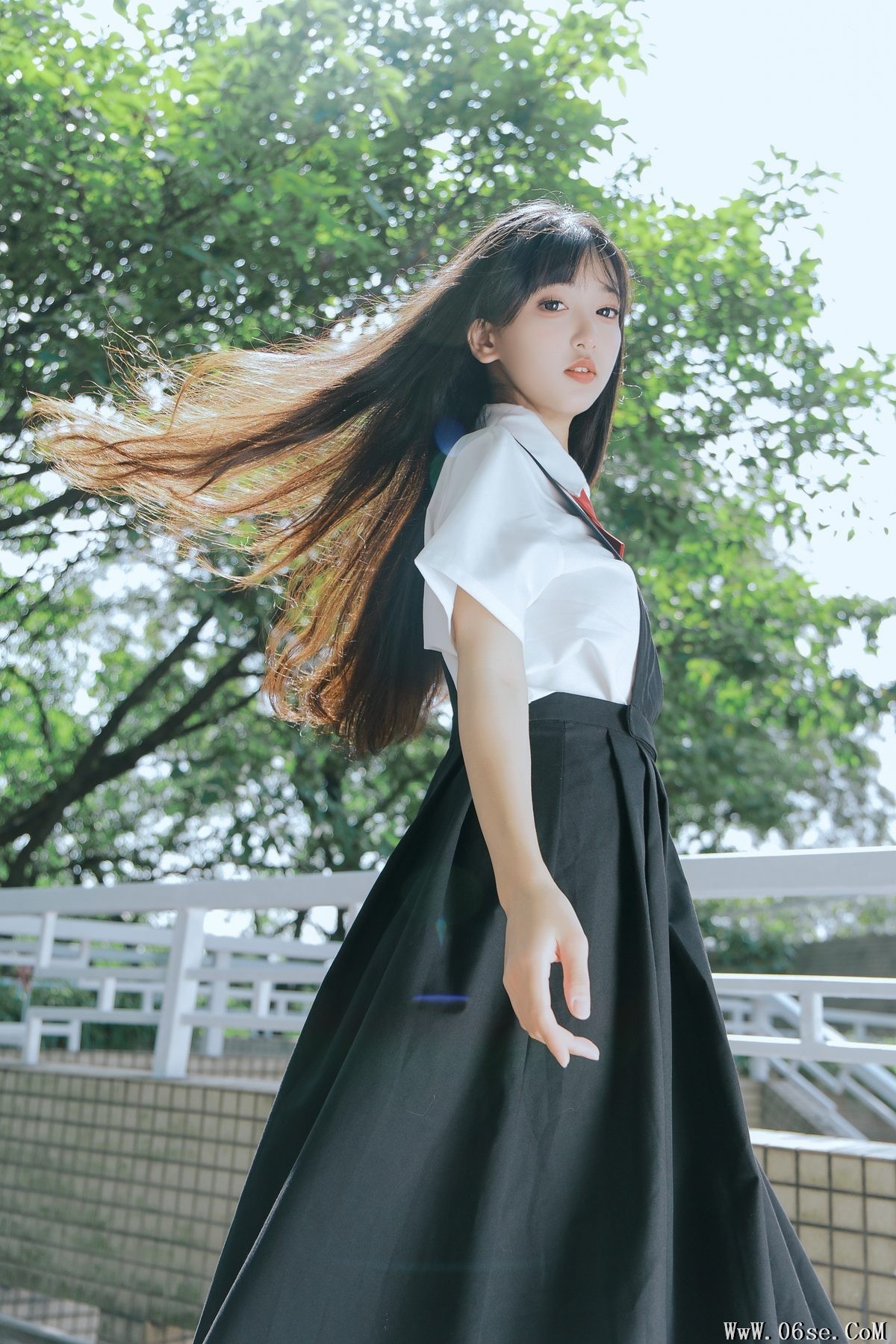 图片[22]-YiTuYu艺图语 Vol.5520 Er Liang Feng Yue[25P]-六色网