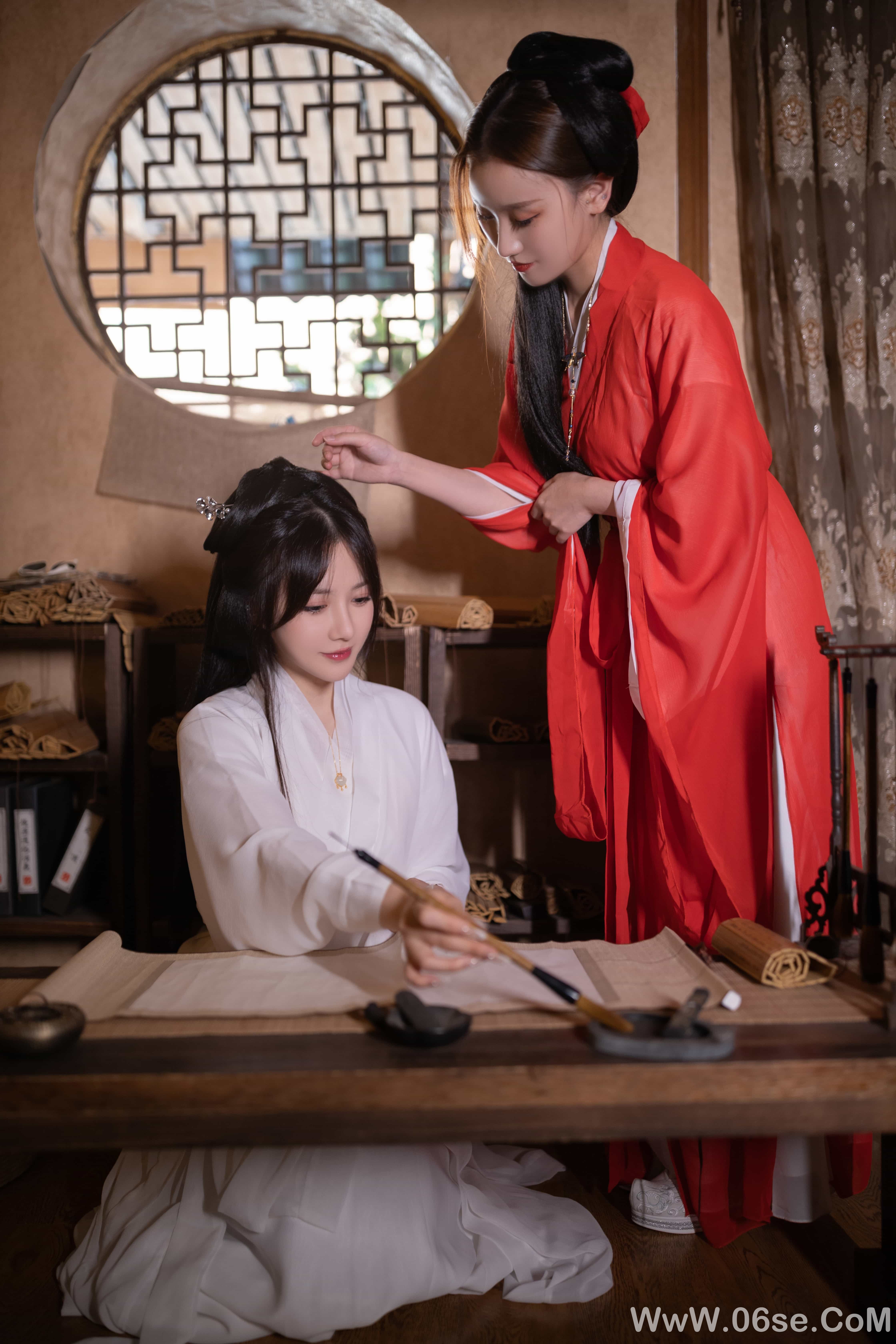 图片[135]-秀人名模鱼子酱Fish内部私购未上架《双女古装剧情》写真[153P]-六色网