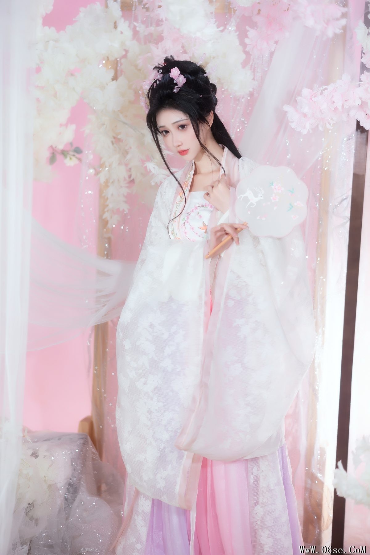 图片[12]-YiTuYu艺图语 Vol.3822 Qi Luo Sheng De Xiao Su Su[25P]-六色网