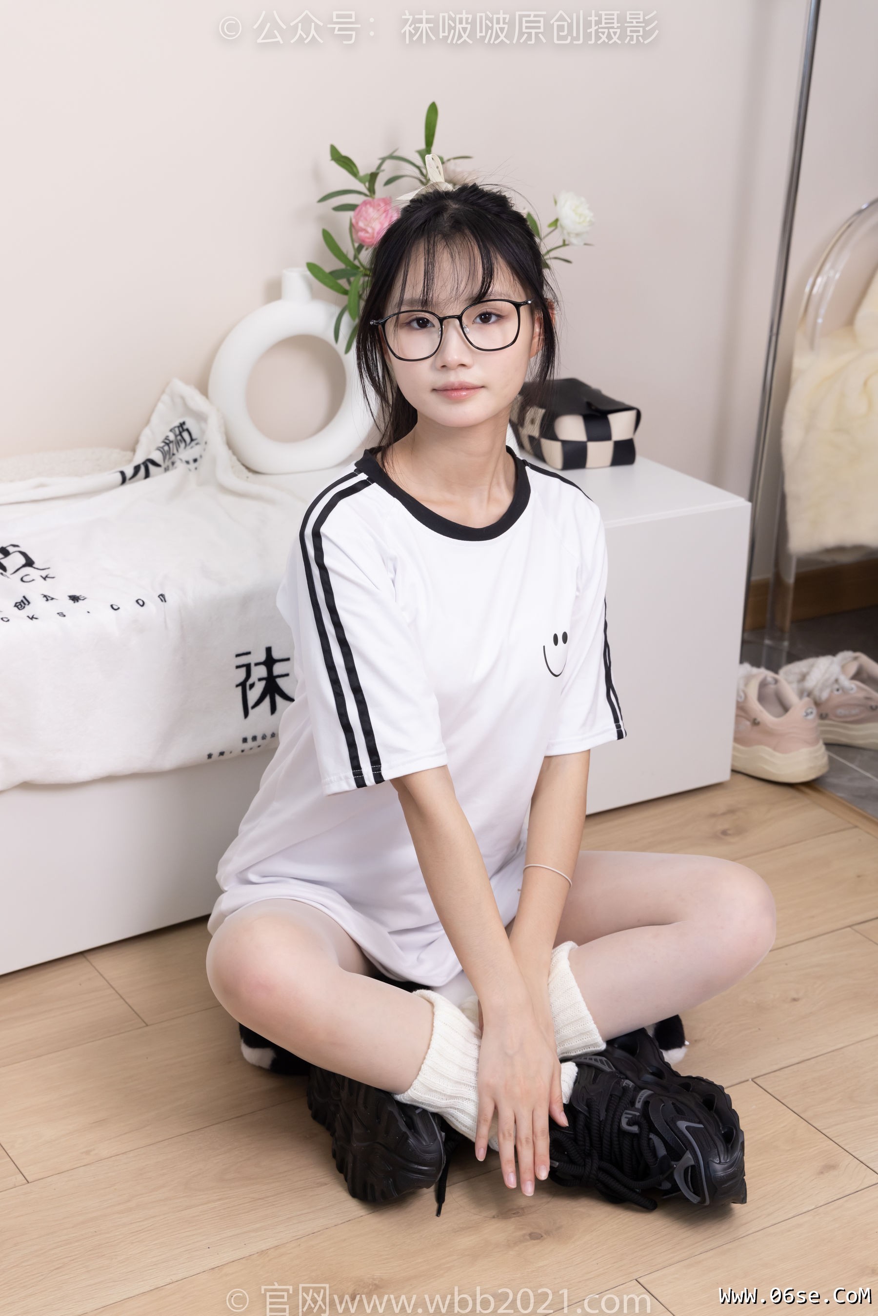 图片[83]-BoBoSocks袜啵啵 No.376 甜甜圈 -运动鞋、堆堆袜套、白丝[150P]-六色网