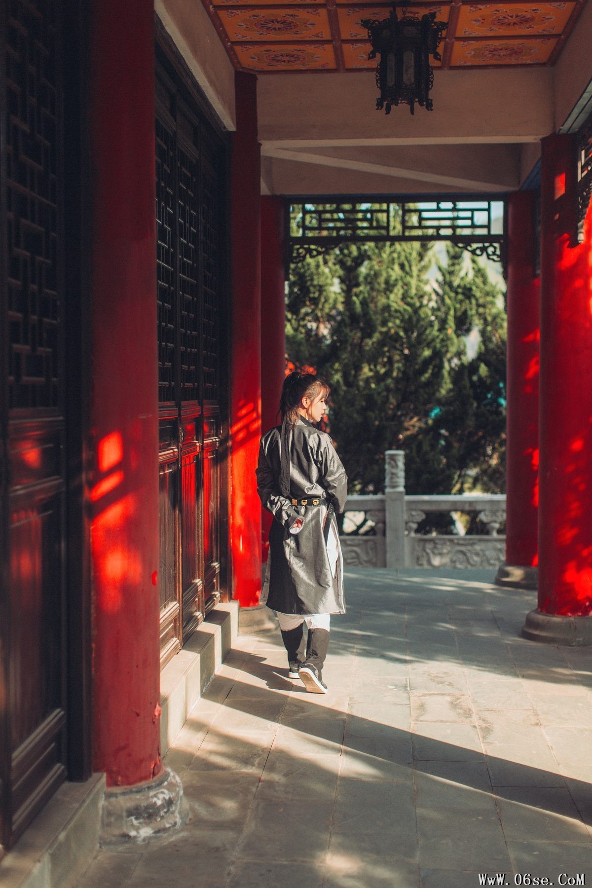 图片[17]-YiTuYu艺图语 Vol.4331 Gong Zi Bu Huai[36P]-六色网