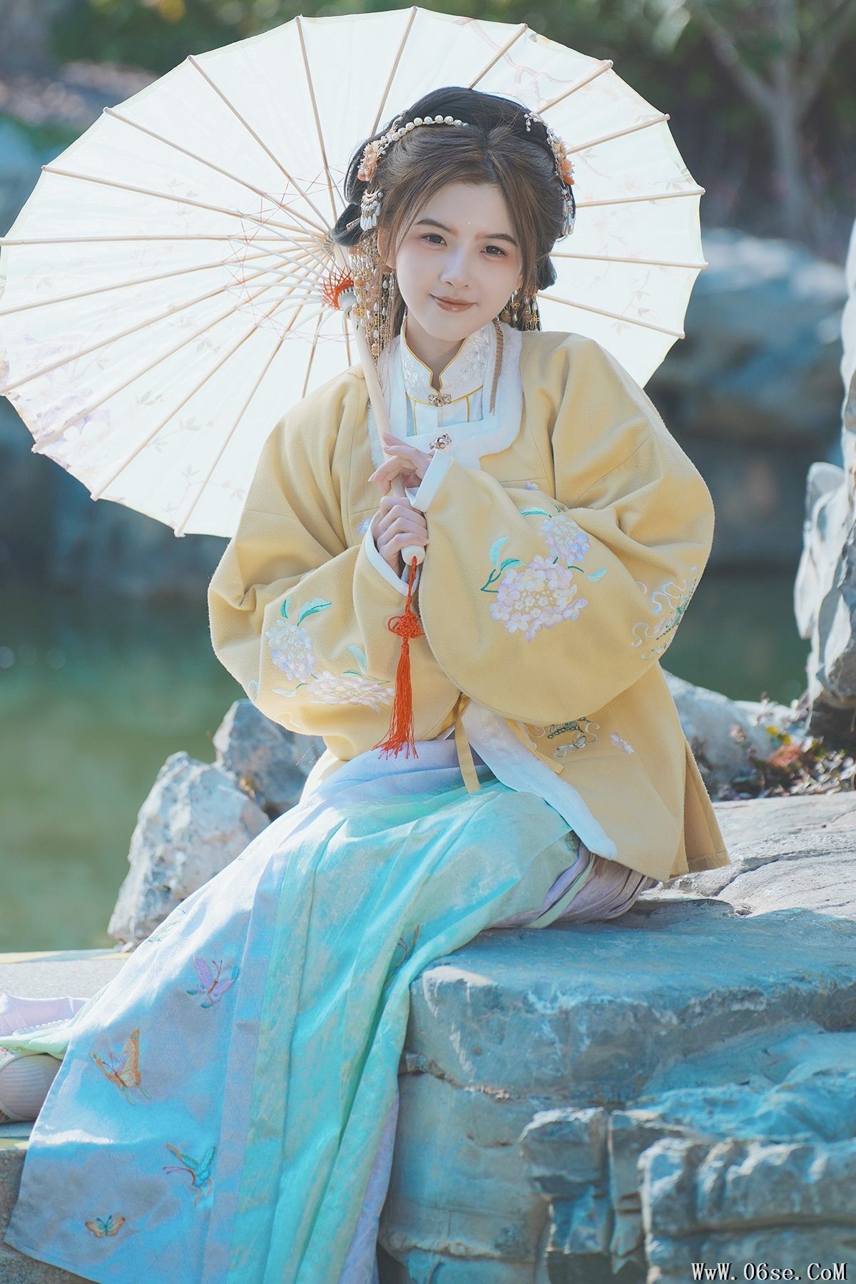 YiTuYu艺图语 Vol.4677 Tifa Ding Xiao Ni[22P]-六色网