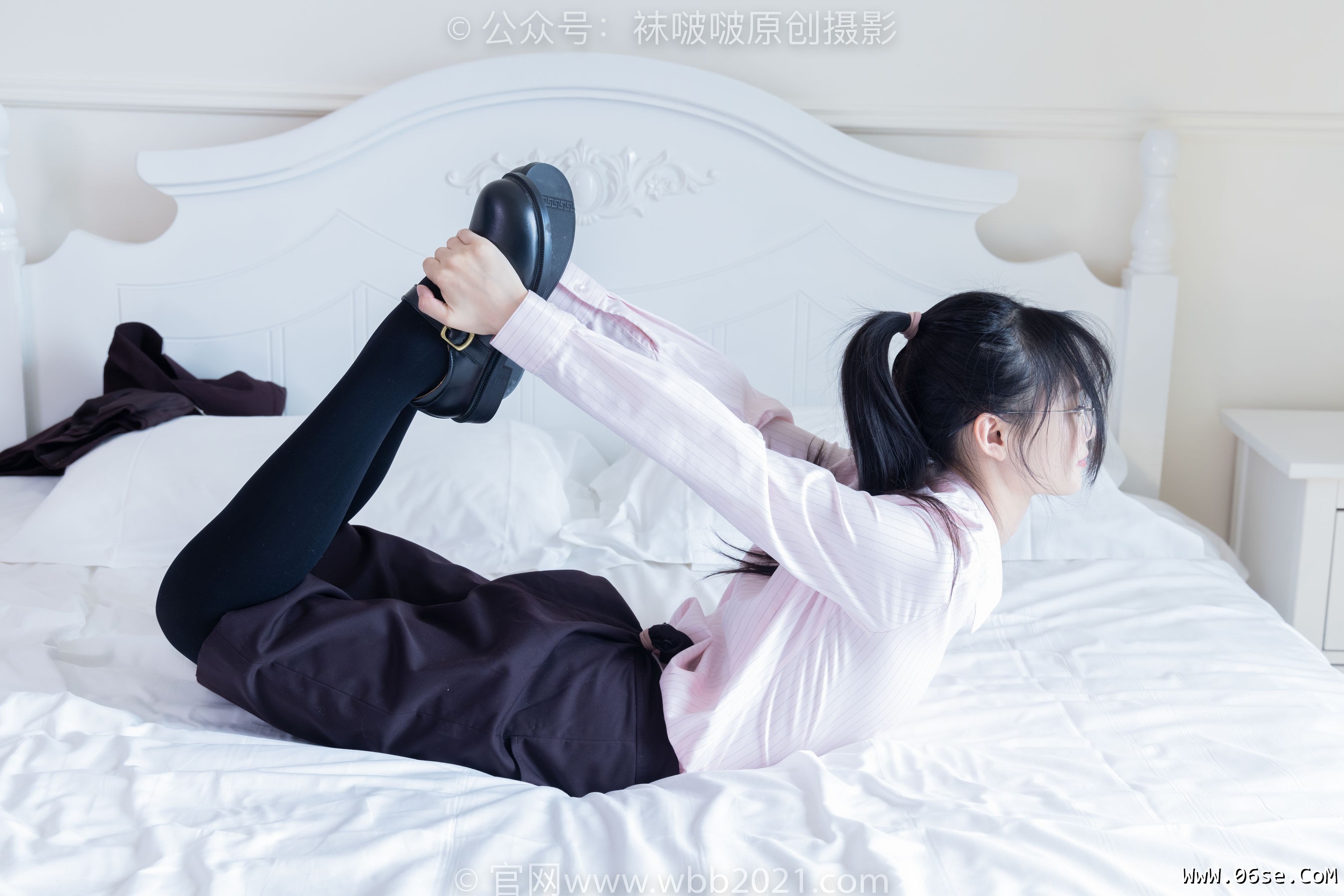 图片[55]-BoBoSocks袜啵啵 No.362 甜甜圈 -两双皮鞋、厚肉丝、厚黑丝、ol制服[230P]-六色网