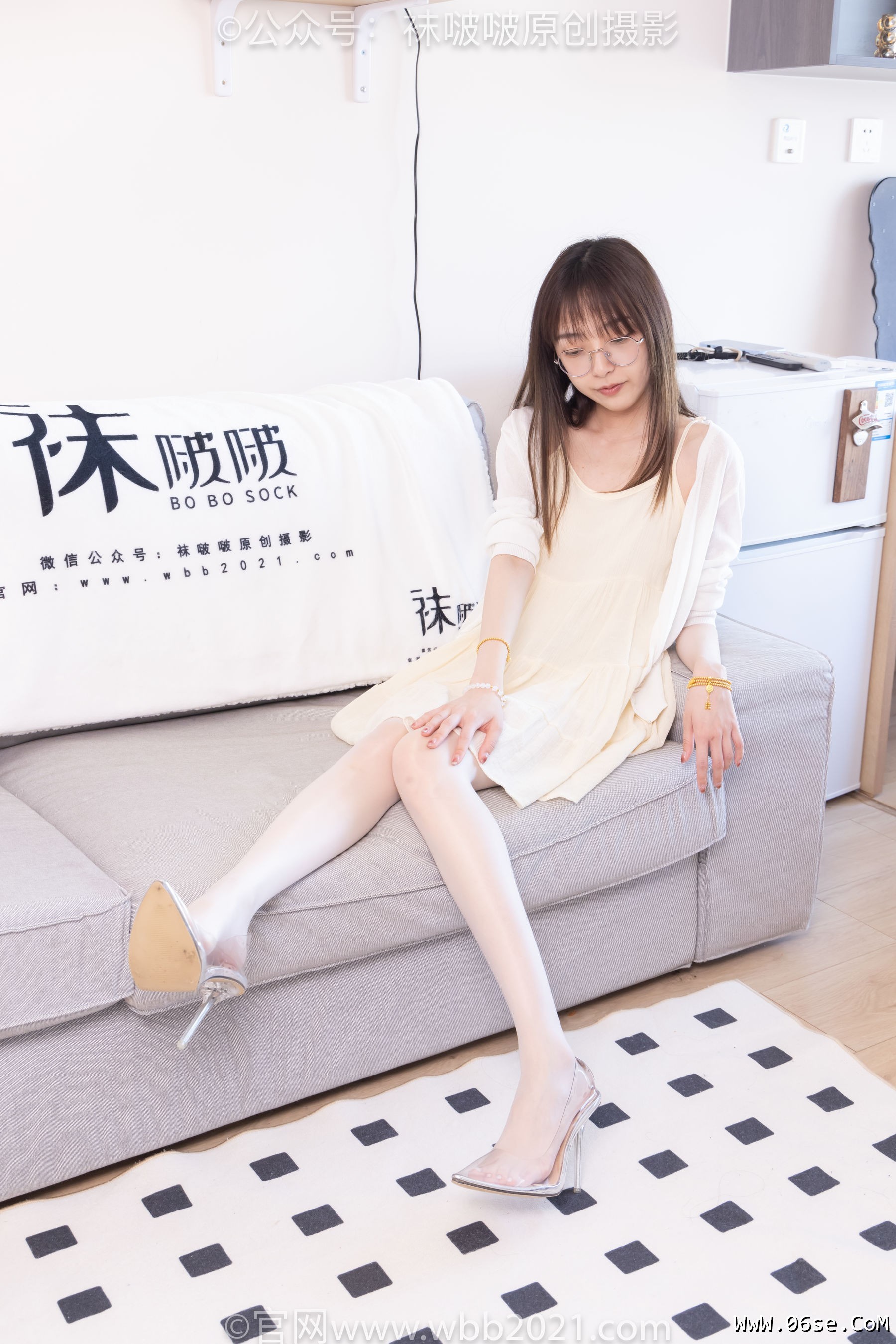 图片[116]-BoBoSocks袜啵啵 No.391 稚予 -两双高跟鞋、肉丝、油亮白丝、裸足[145P]-六色网