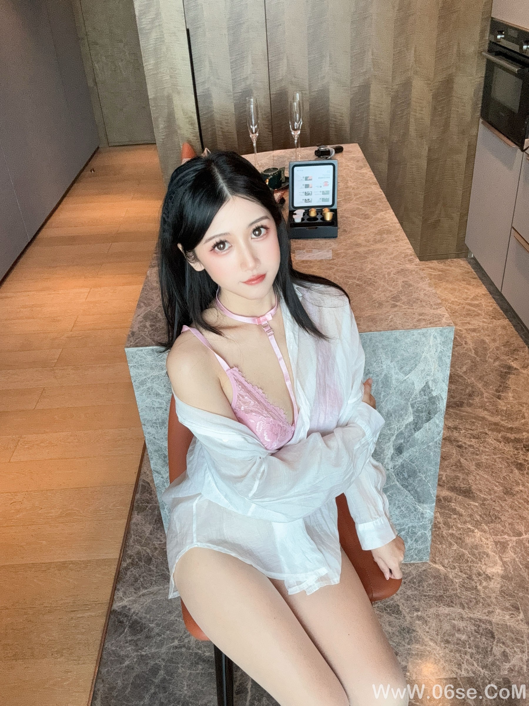 图片[16]-微博人气Coser不呆猫 – 粉色衬衣女友[66P]-六色网