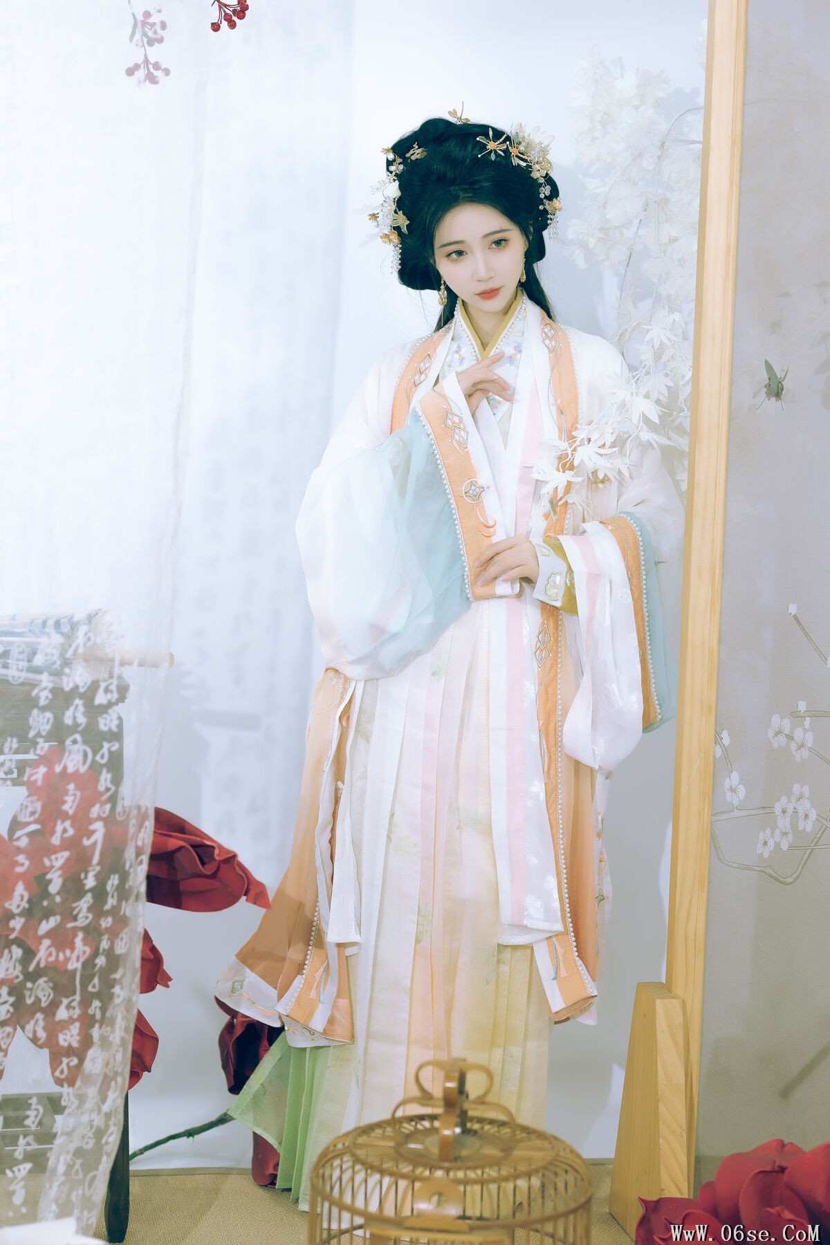 图片[19]-YiTuYu艺图语 Vol.6689 Qi Luo Sheng De Xiao Su Su[29P]-六色网