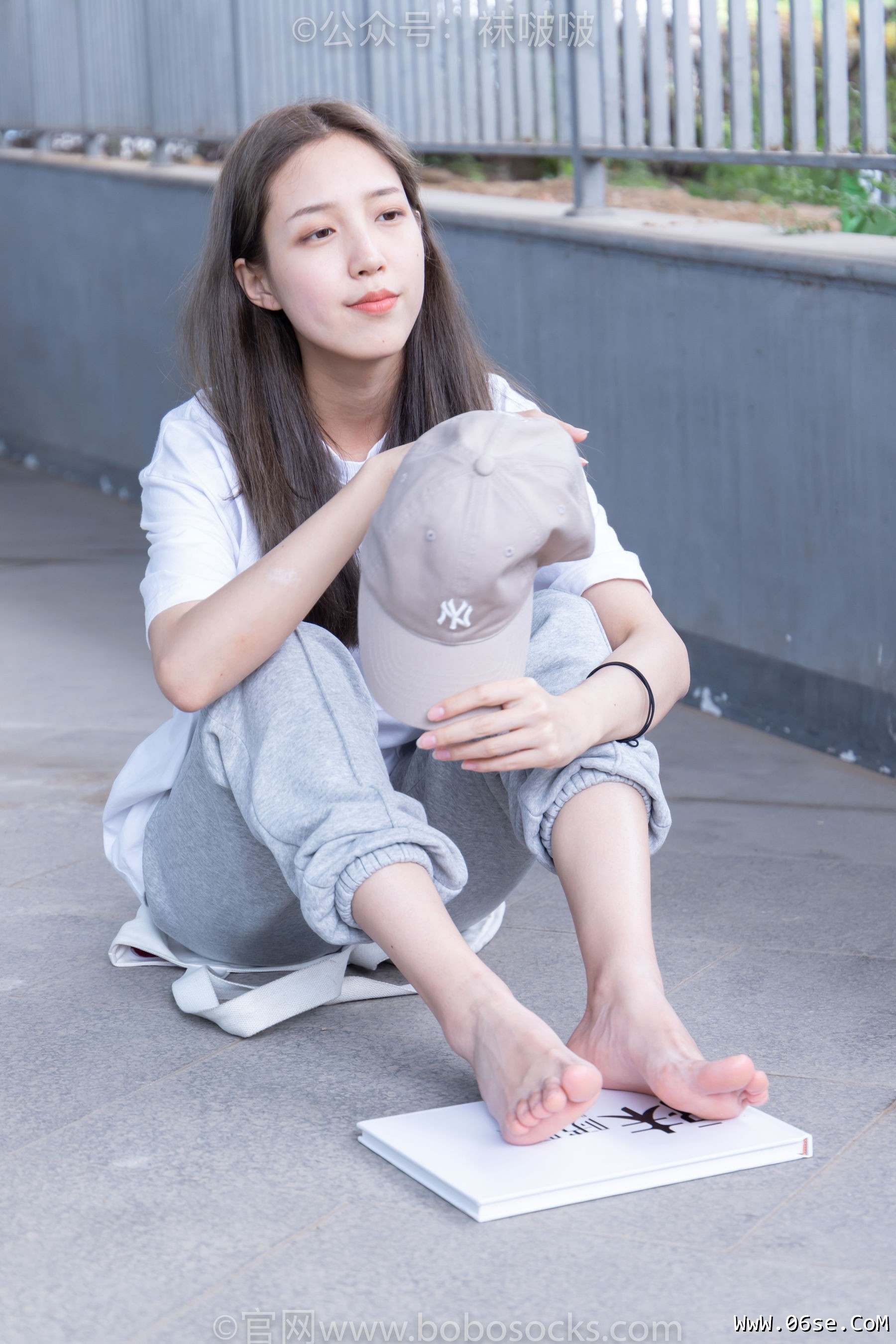 图片[119]-BoBoSocks袜啵啵 No.012 泡芙-运动鞋、白棉袜、裸足[132P]-六色网