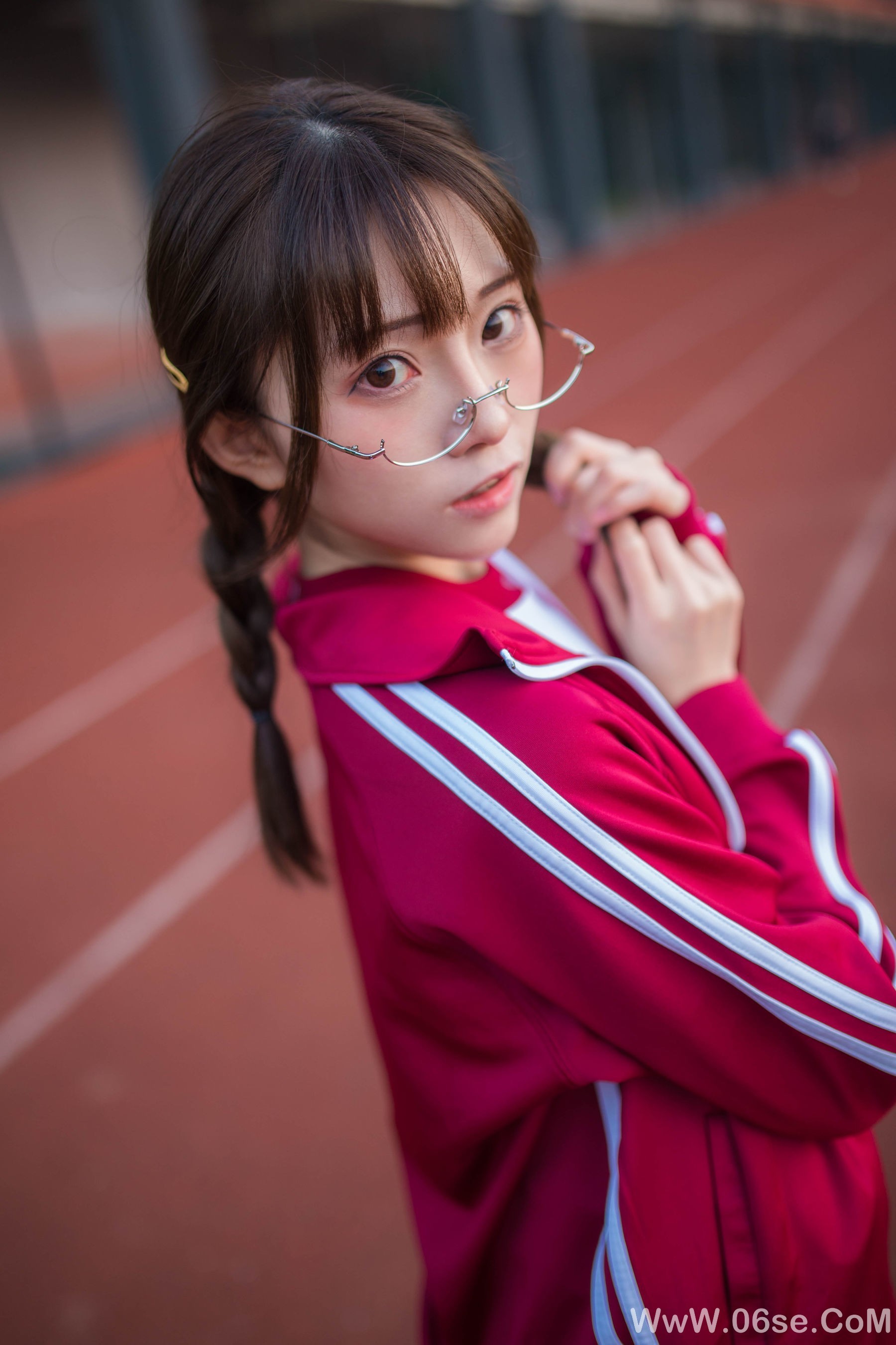 图片[12]-动漫博主Kitaro_绮太郎 红色运动服女孩[13P]-六色网