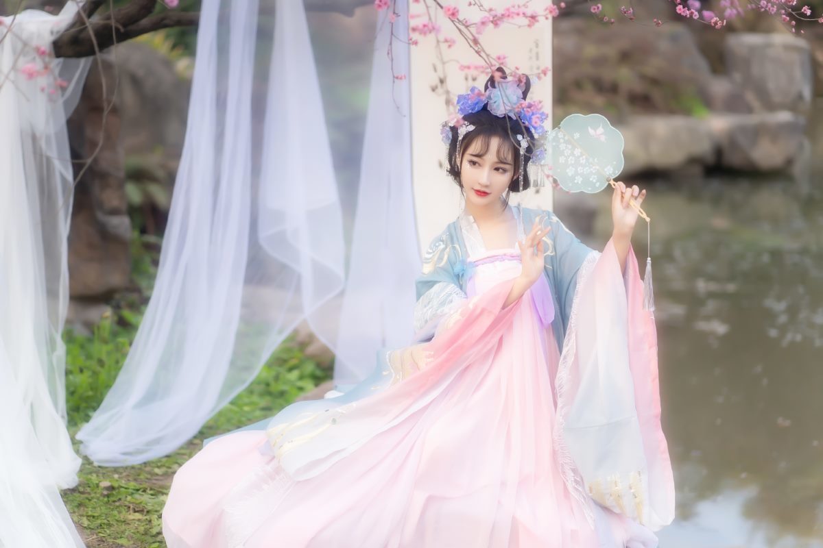 图片[23]-YiTuYu艺图语 Vol.3086 Qi Luo Sheng De Xiao Su Su[36P]-六色网