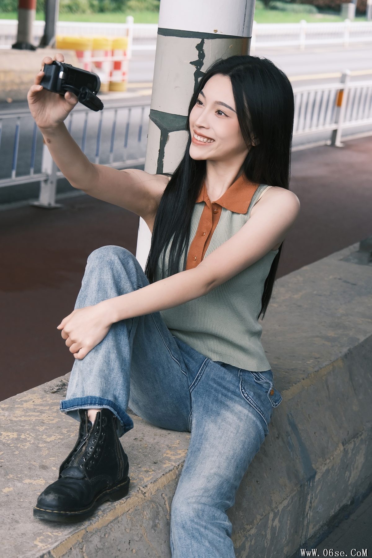 图片[8]-YiTuYu艺图语 Vol.4618 Lu Rou Chi Bu Bao[25P]-六色网