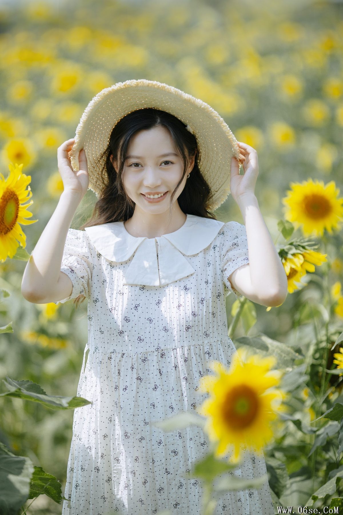 图片[21]-YiTuYu艺图语 Vol.5269 Lu Dou[24P]-六色网