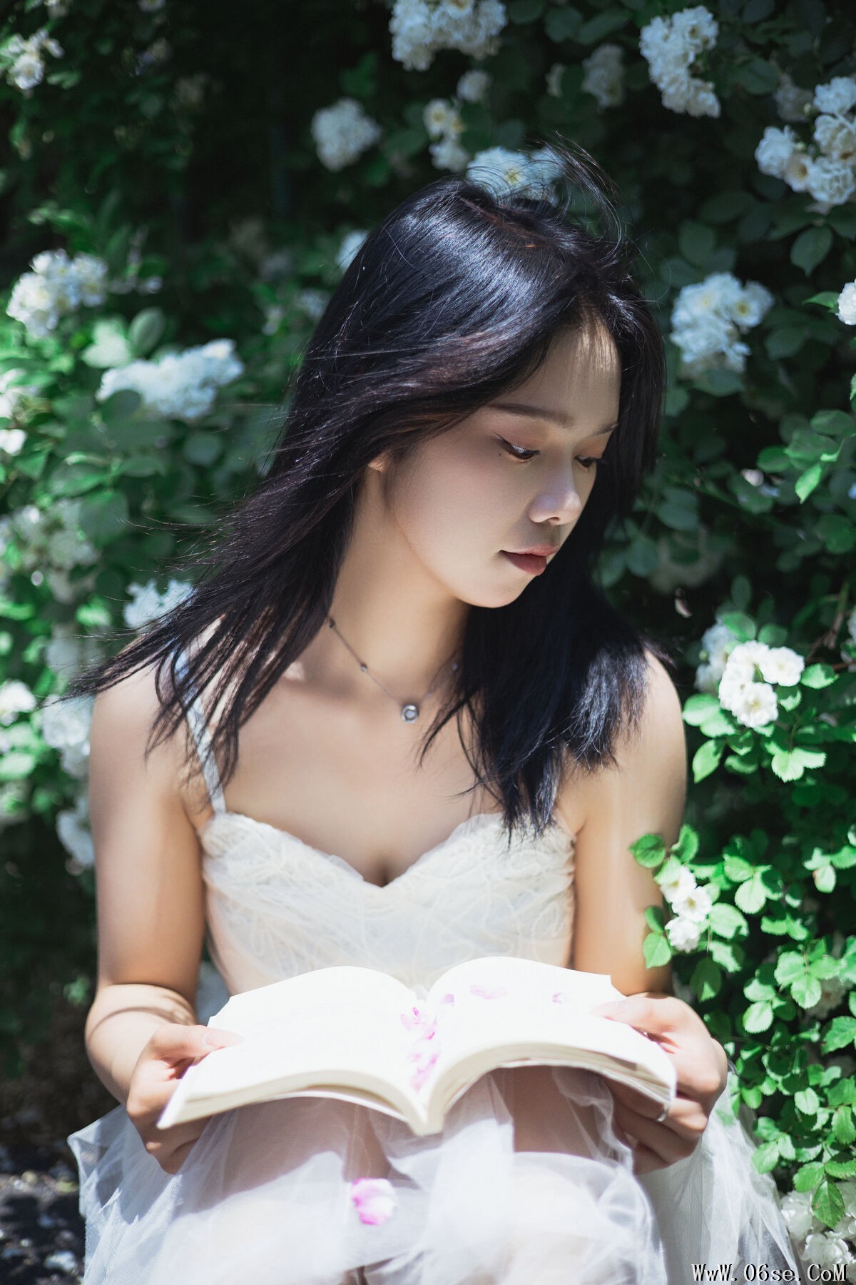 图片[16]-YiTuYu艺图语 Vol.7272 Wan Yi[22P]-六色网