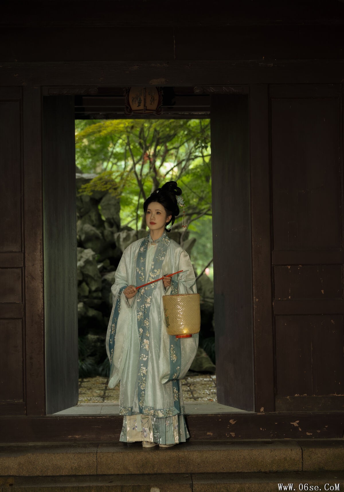 图片[6]-YiTuYu艺图语 Vol.7551 Yu Qing[21P]-六色网