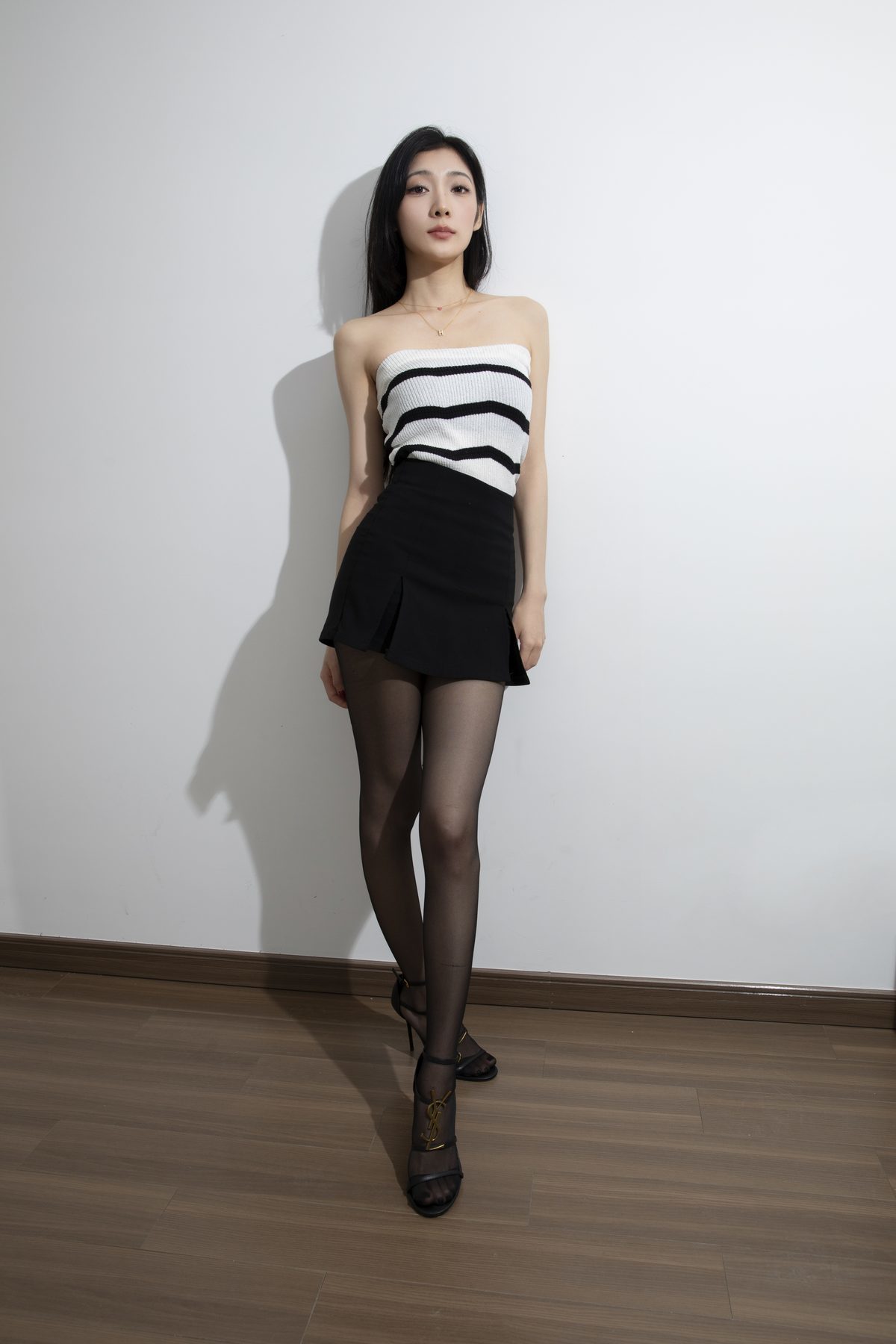 图片[25]-YiTuYu艺图语 Vol.5676 Yfala[34P]-六色网