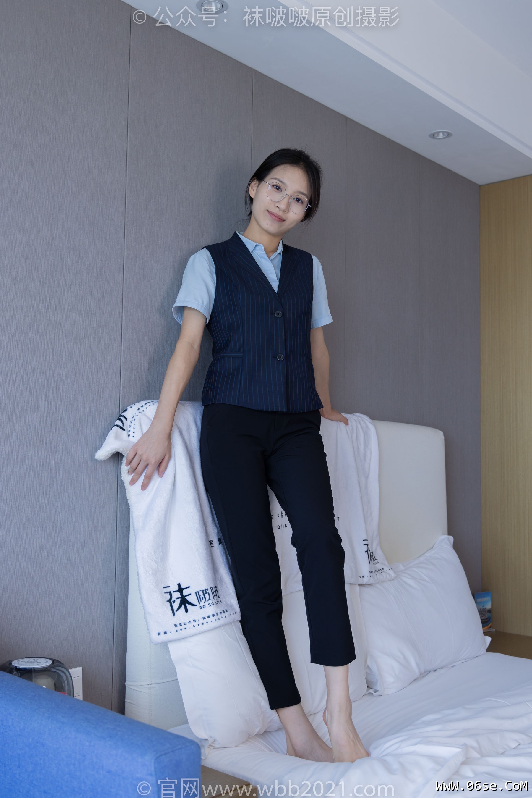 图片[32]-BoBoSocks袜啵啵 No.413 芝士 -高跟鞋、白色吊带船袜、银行制服[145P]-六色网