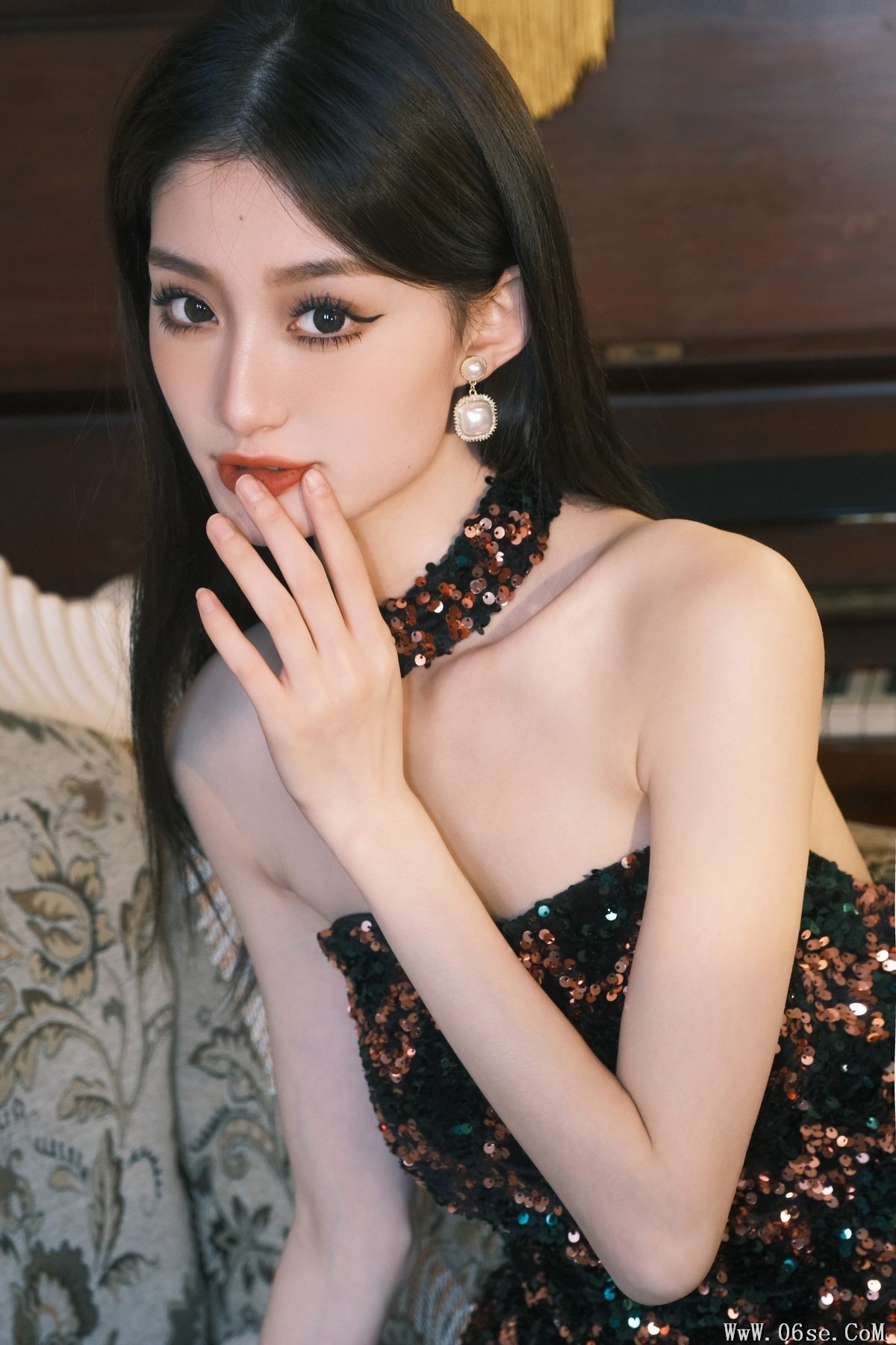 图片[25]-YiTuYu艺图语 Vol.3737 Xiao Duo Duo Yao Bao Fu[27P]-六色网