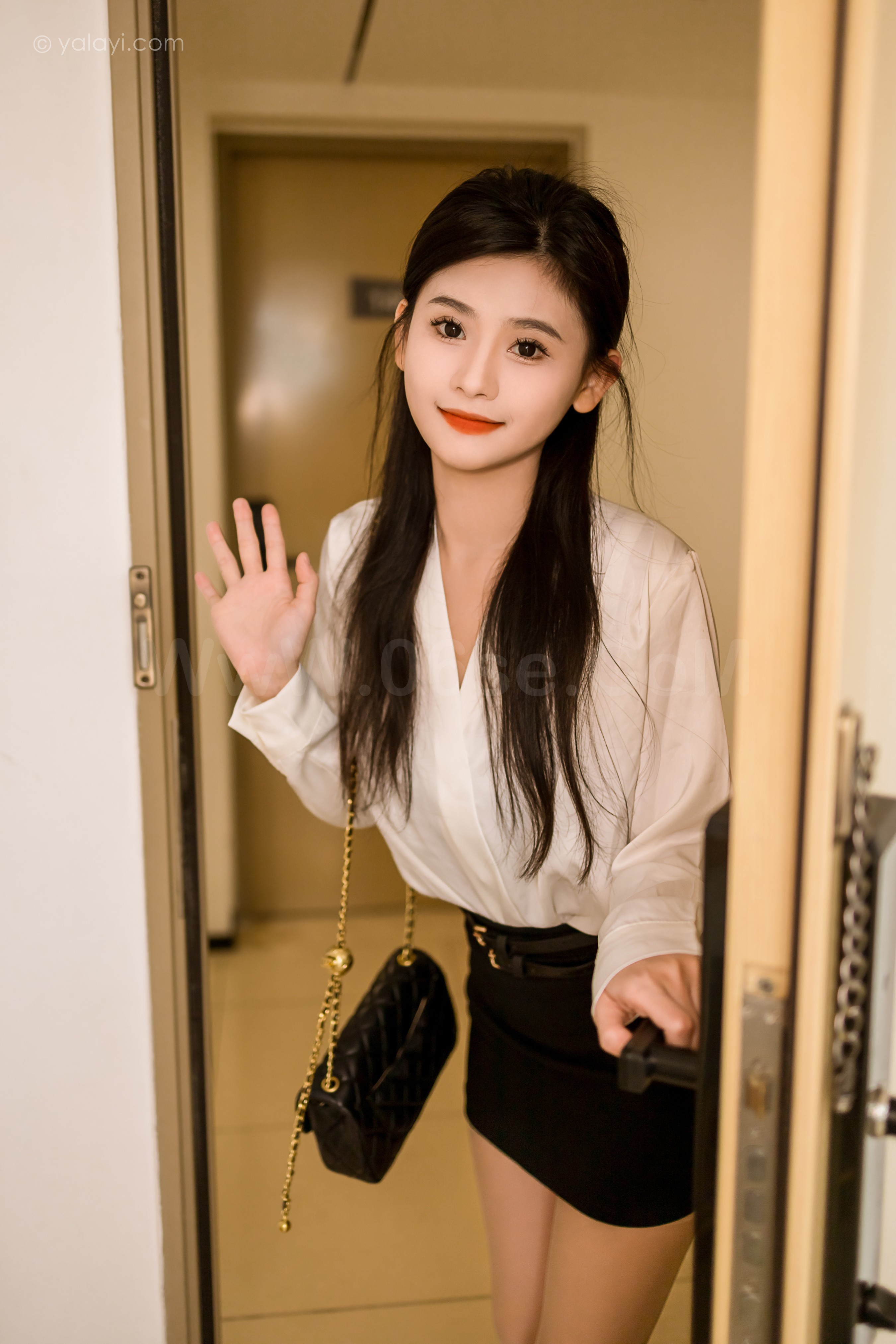 图片[13]-雅拉伊 – 若婷《白领下班了》[41P]-六色网