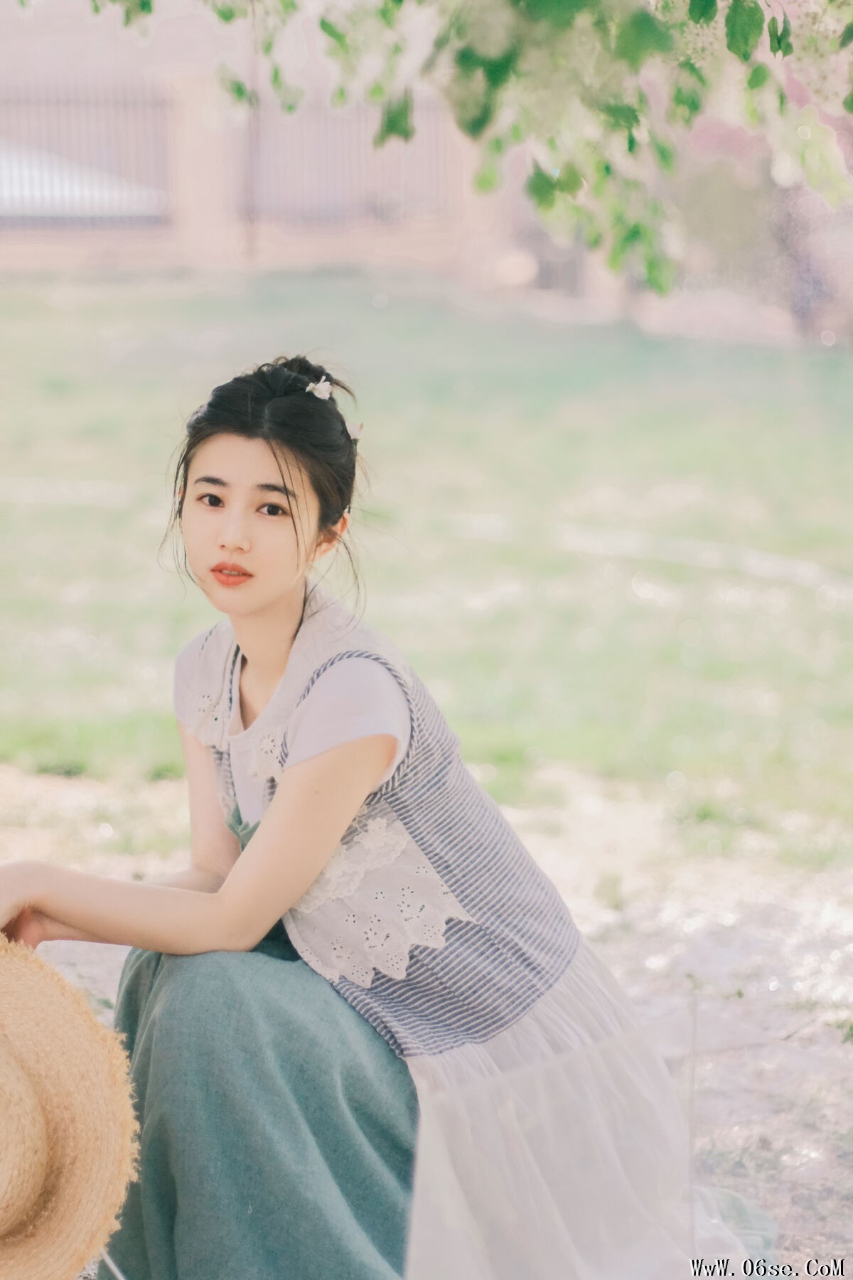 图片[28]-YiTuYu艺图语 Vol.7084 Fan Fan[28P]-六色网