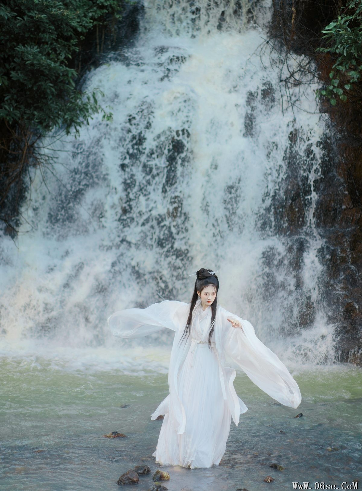 图片[43]-YiTuYu艺图语 Vol.5754 Shu Pian Yoyi[44P]-六色网