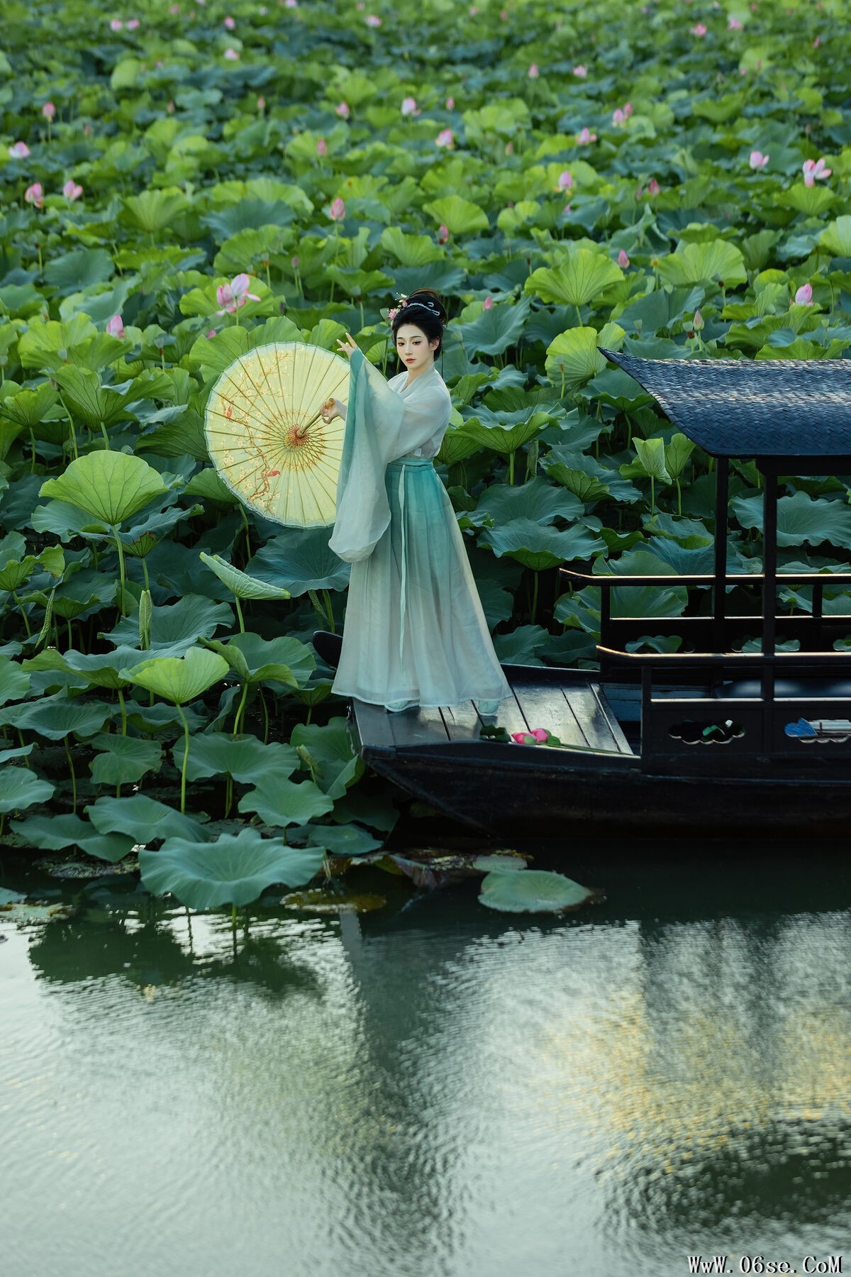 图片[4]-YiTuYu艺图语 Vol.7476 La Tu Tou[22P]-六色网