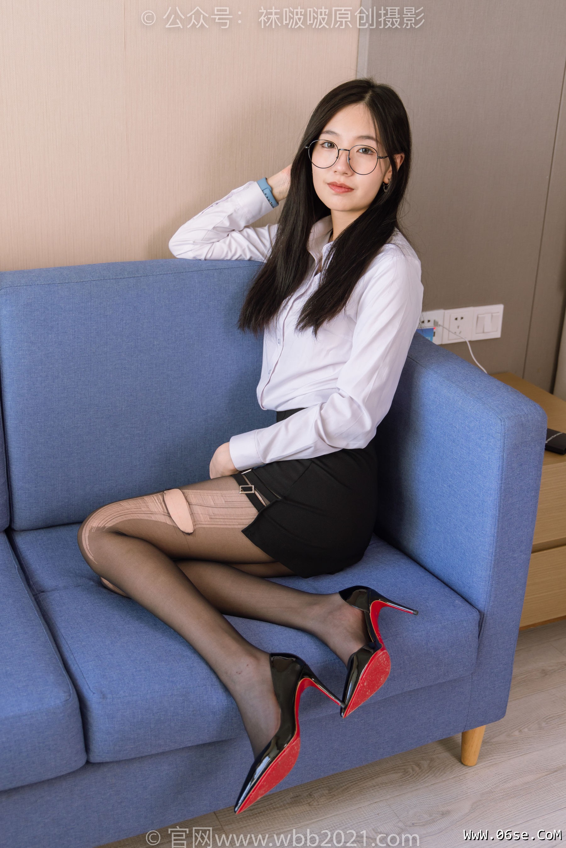 图片[71]-BoBoSocks袜啵啵 No.257 小甜豆 -高跟鞋、黑丝、ol制服、撕黑丝剧情[143P]-六色网