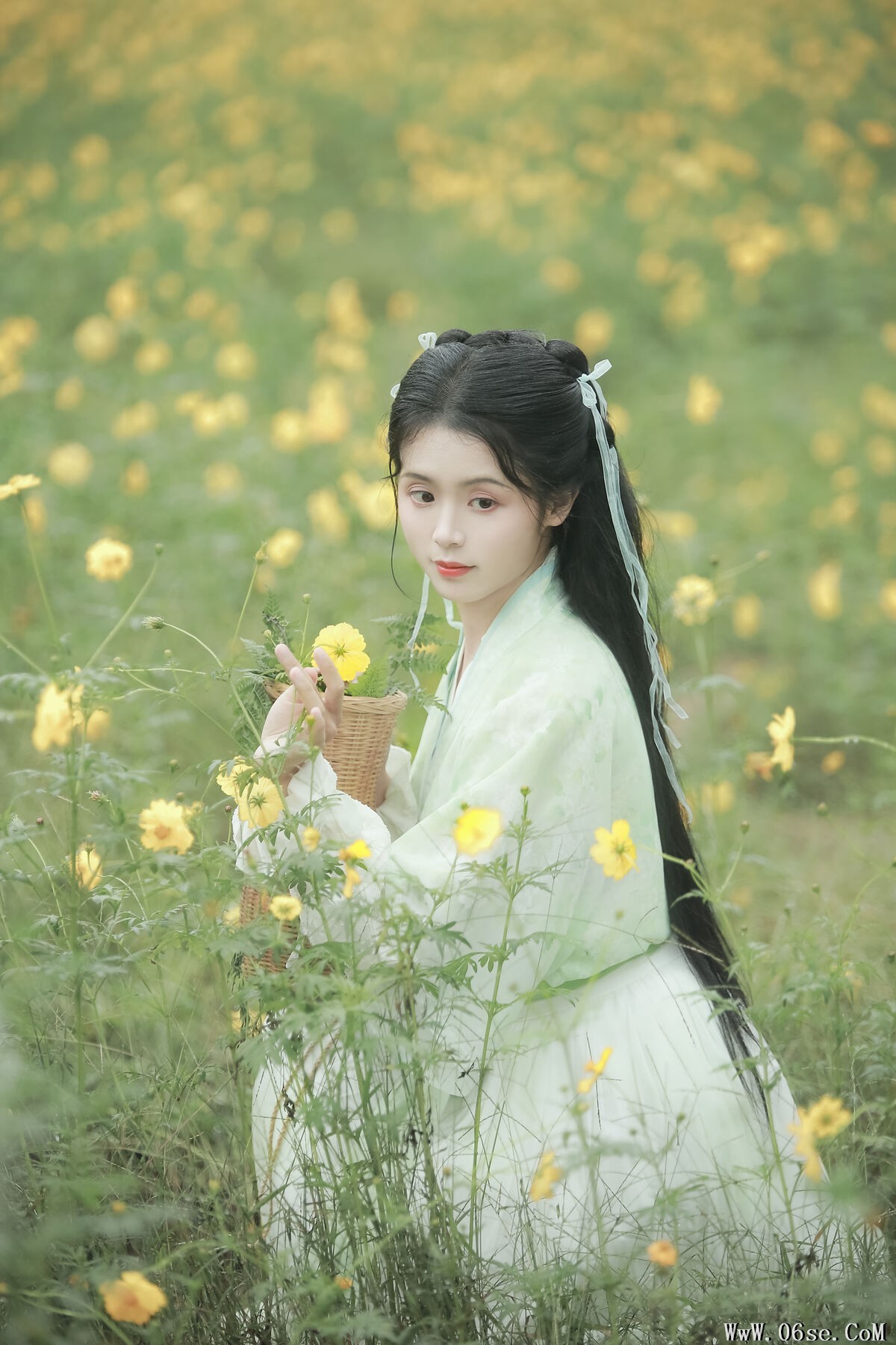 图片[14]-YiTuYu艺图语 Vol.6889 Yi Mi Liang Gao[28P]-六色网