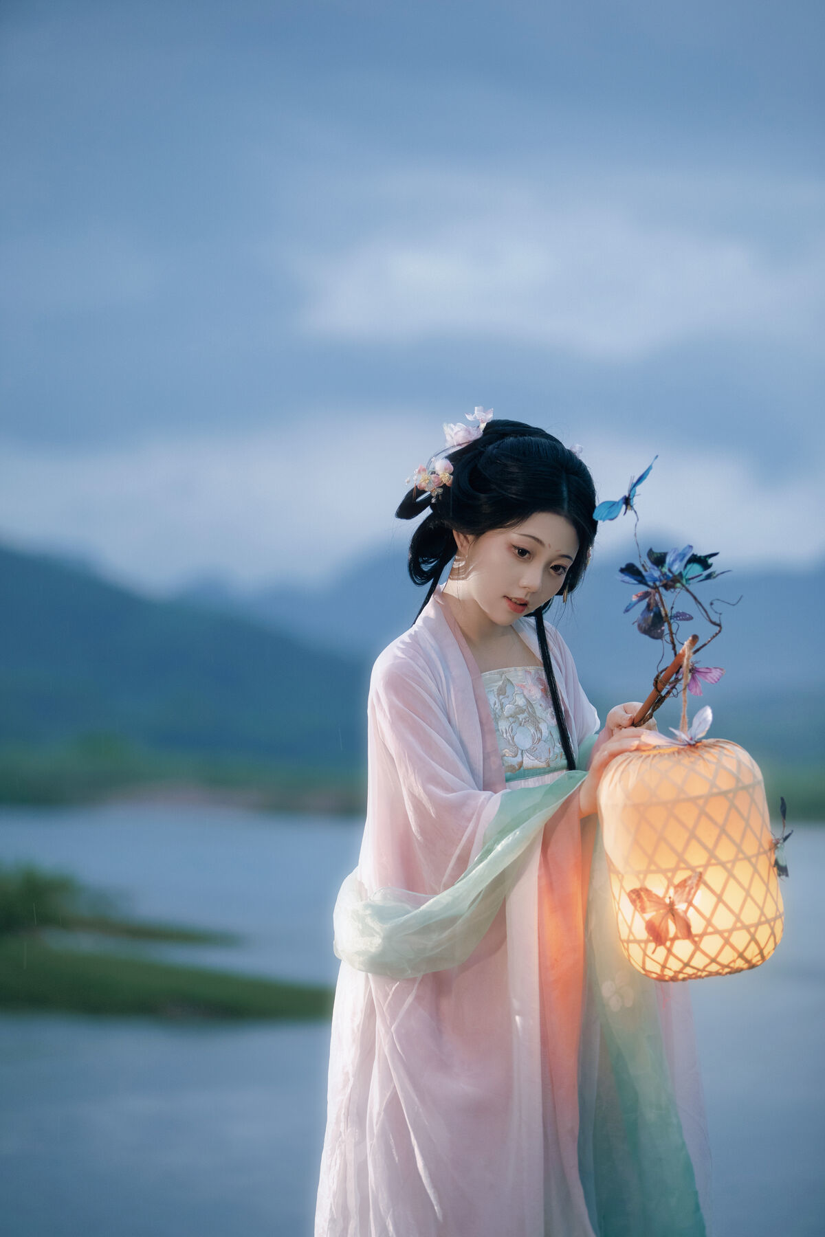 图片[17]-YiTuYu艺图语 Vol.7715 Jin Zou Ba[26P]-六色网
