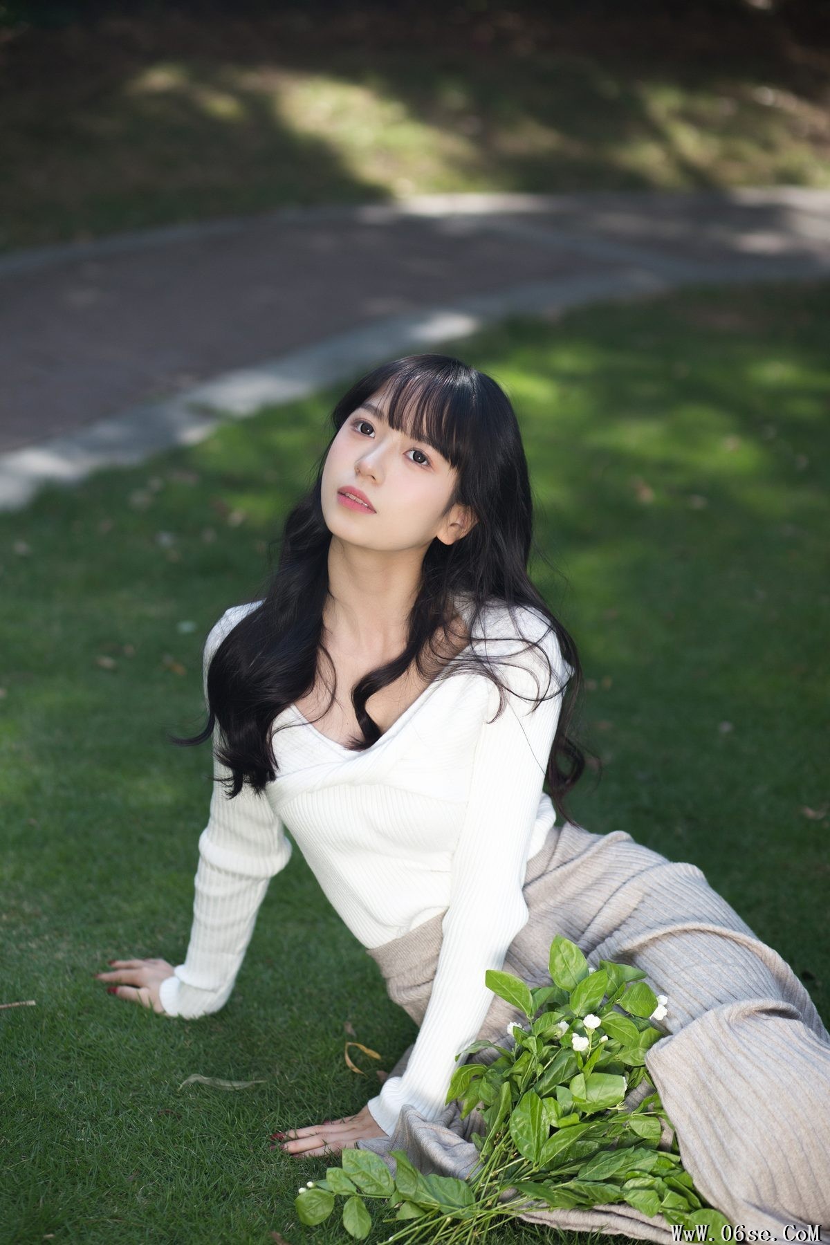 图片[21]-YiTuYu艺图语 Vol.5839 Yan Yun Lin Er[27P]-六色网