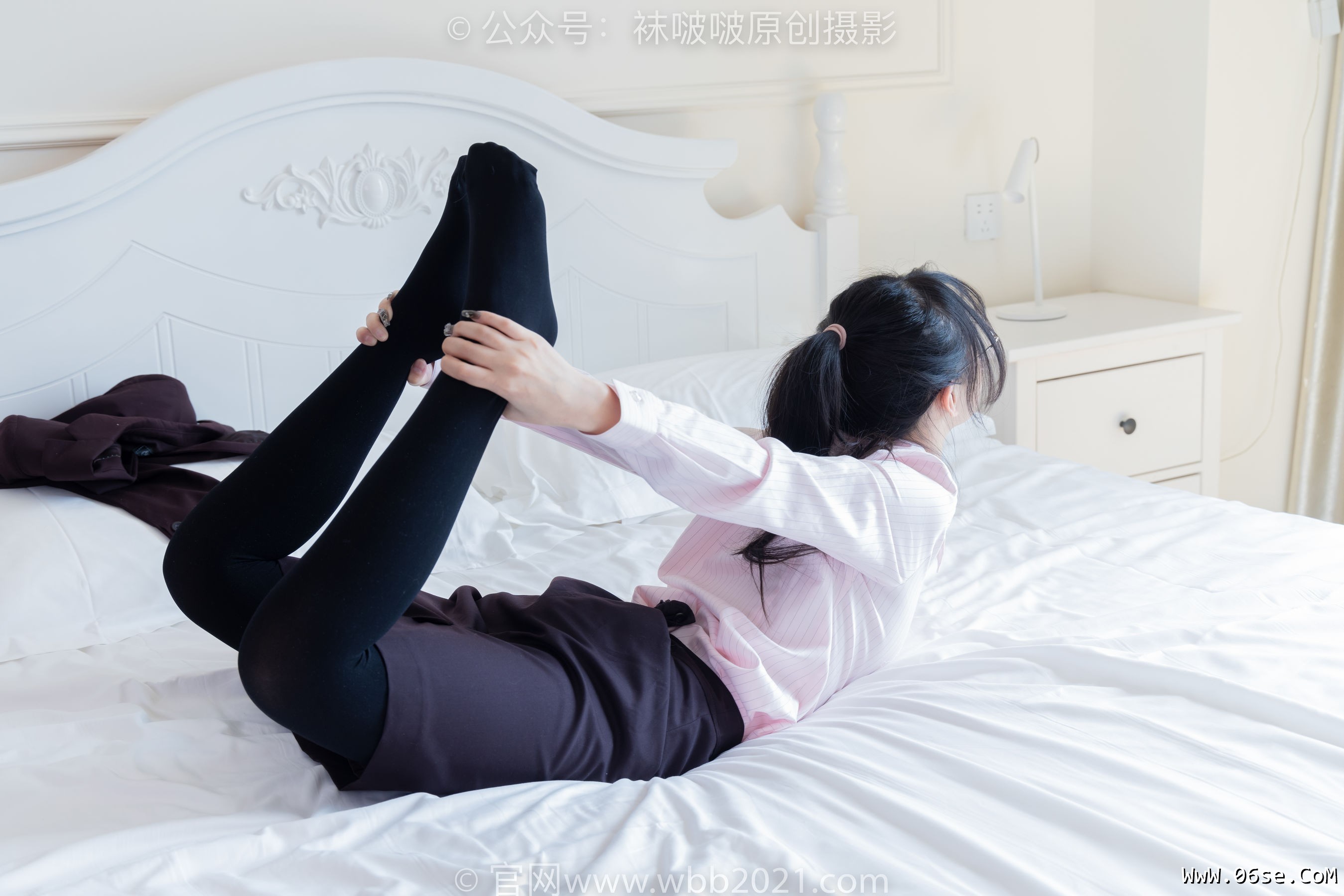 图片[84]-BoBoSocks袜啵啵 No.362 甜甜圈 -两双皮鞋、厚肉丝、厚黑丝、ol制服[230P]-六色网