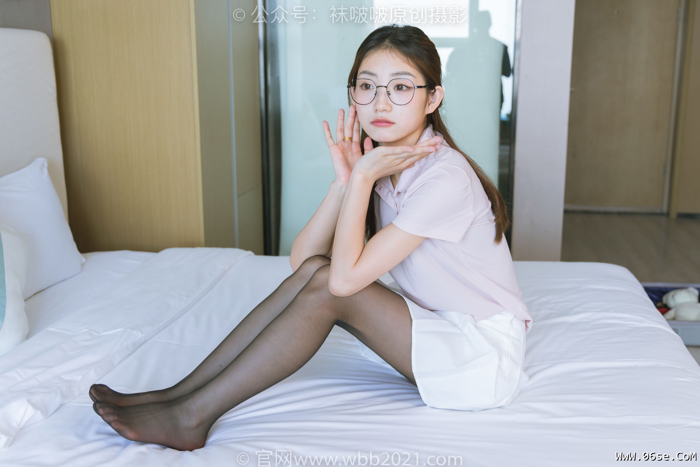 图片[5]-BoBoSocks袜啵啵 No.273 小沫 -运动鞋、粉色棉袜、黑丝[143P]-六色网