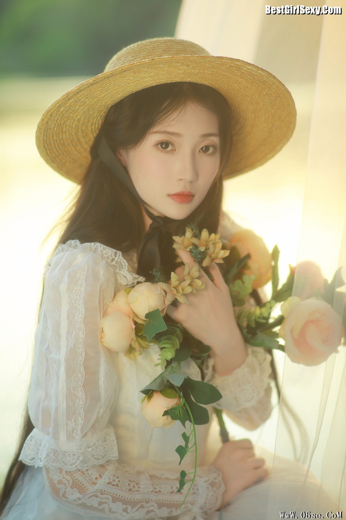 图片[22]-YiTuYu艺图语 Vol.4053 Liu Liu Yang Liu Liu[40P]-六色网