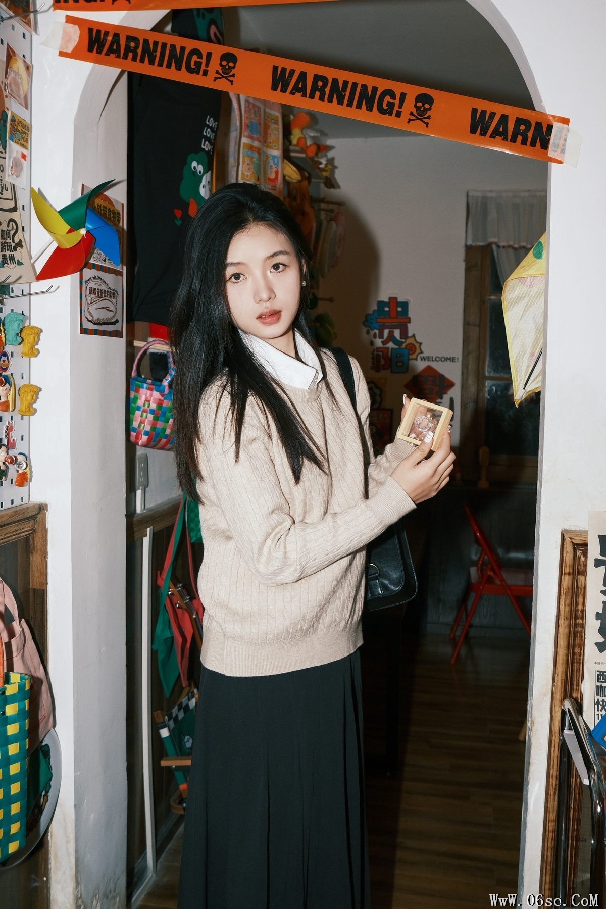 图片[25]-YiTuYu艺图语 Vol.5904 Bu Da Xiao Yao[26P]-六色网