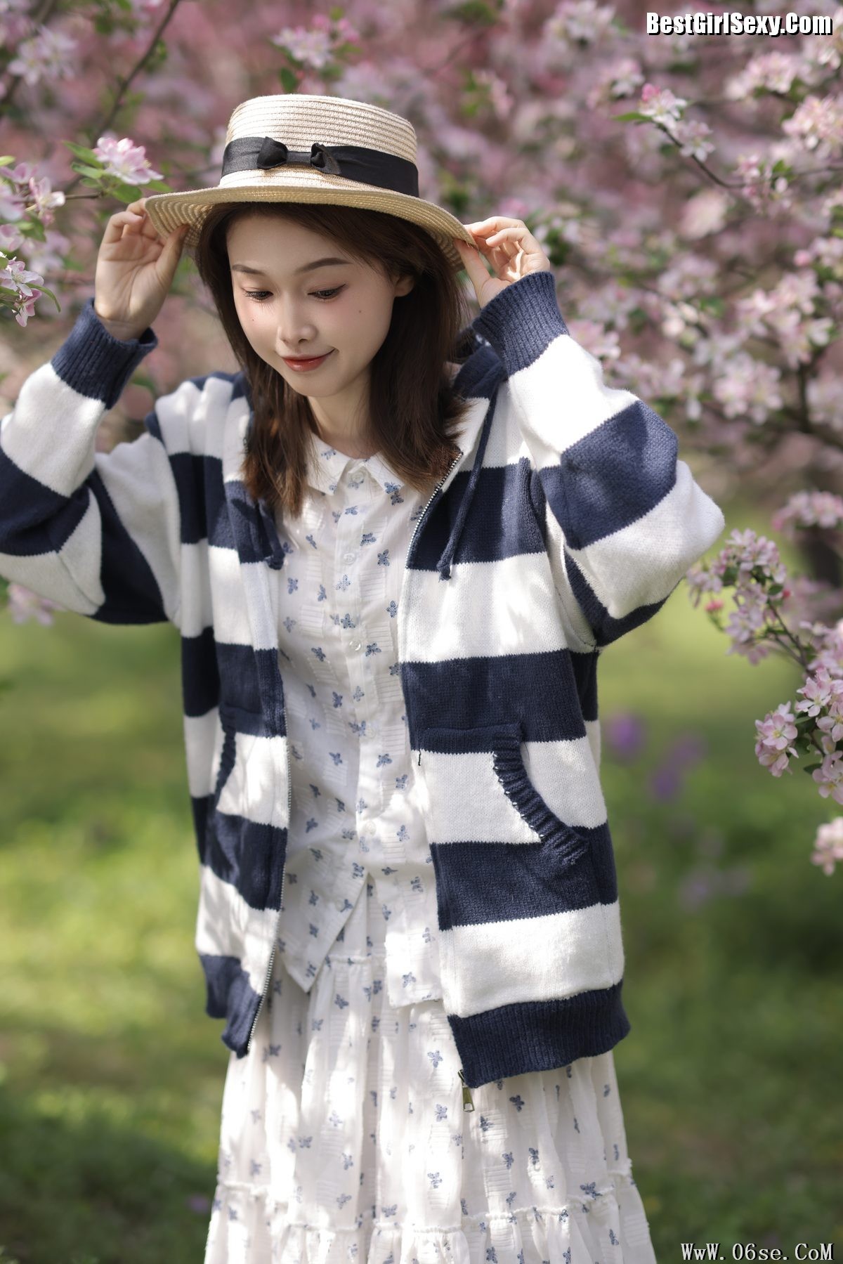 图片[12]-YiTuYu艺图语 Vol.4097 Suan Nai Jia Xin Hao hao Ci[32P]-六色网