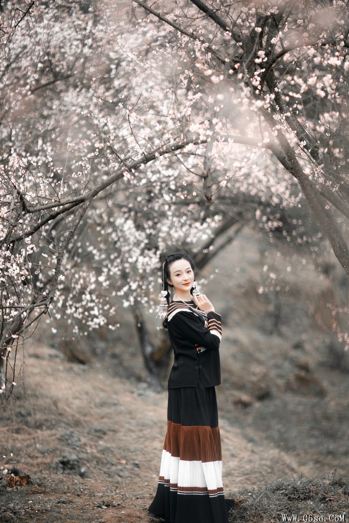 图片[5]-YiTuYu艺图语 Vol.3801 Huan Huan[36P]-六色网