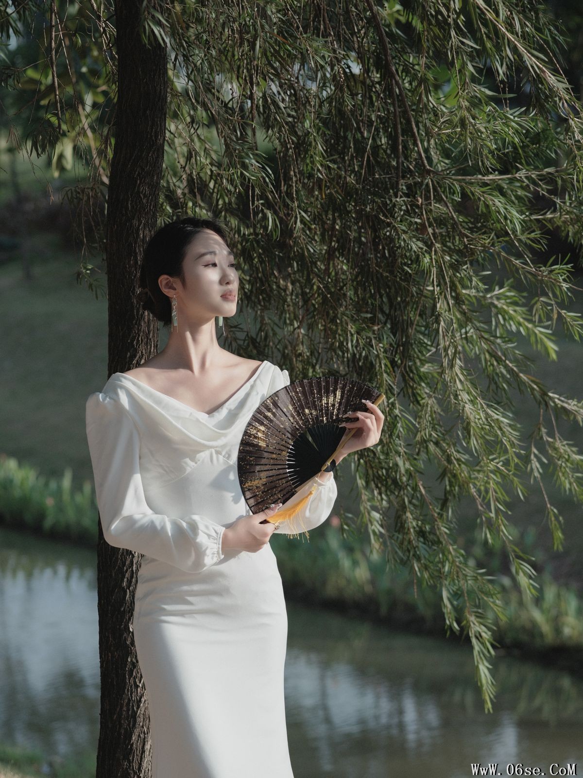 图片[21]-YiTuYu艺图语 Vol.3251 Likeu[47P]-六色网