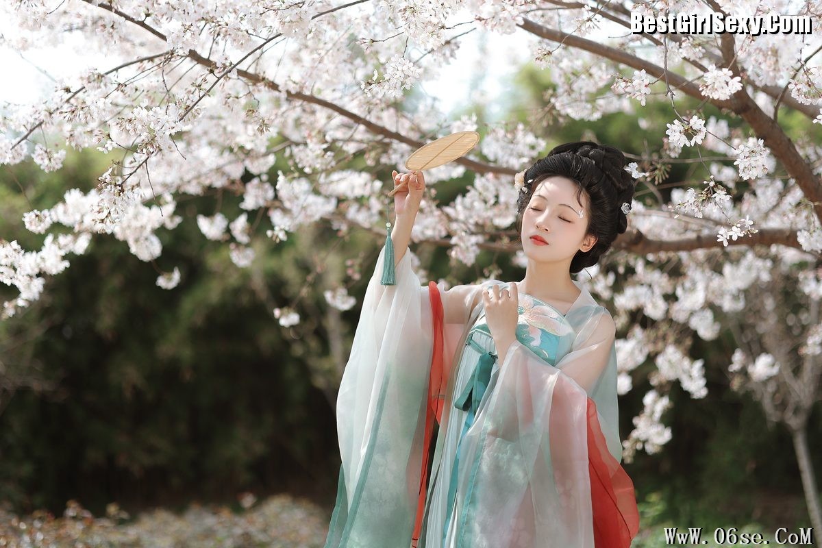 图片[23]-YiTuYu艺图语 Vol.3968 Jun Yin Lan[26P]-六色网