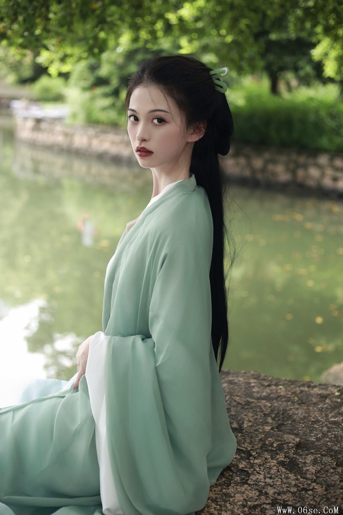图片[20]-YiTuYu艺图语 Vol.5298 Nie Er[32P]-六色网