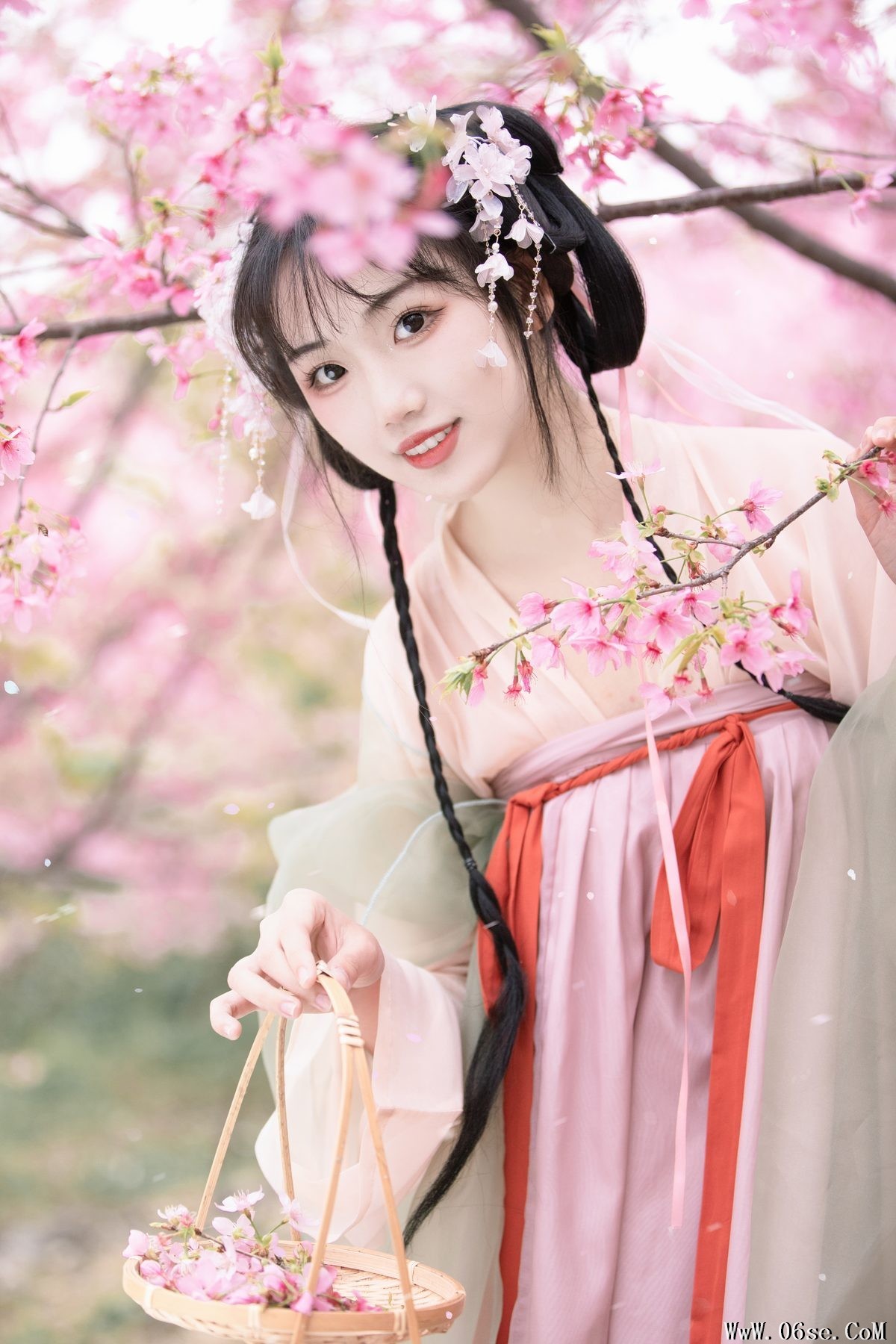 图片[18]-YiTuYu艺图语 Vol.3853 Wan Jiang Ting[33P]-六色网