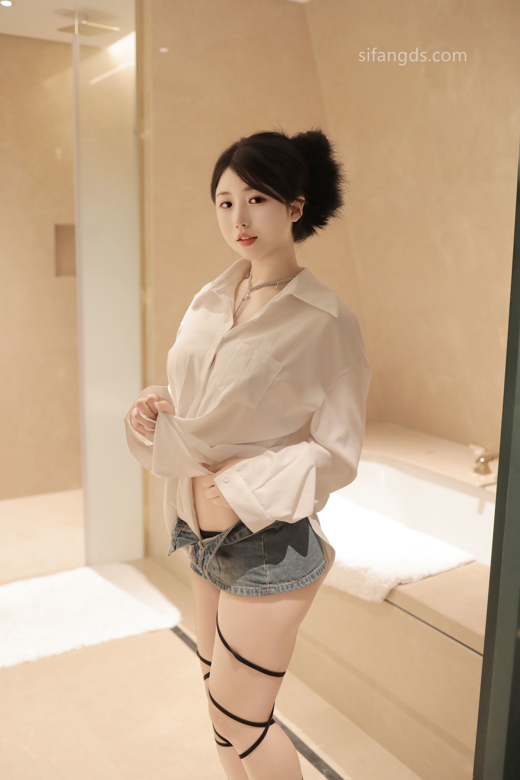 图片[3]-私购流出 NO.8400 陈小花《私购流出》[92P + 8V]-六色网