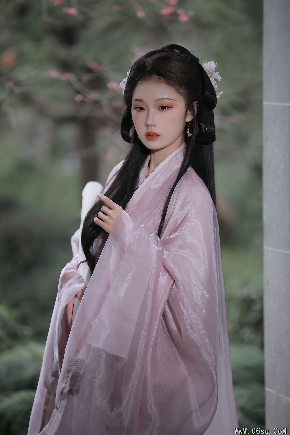 图片[8]-YiTuYu艺图语 Vol.7097 Qin Qin[33P]-六色网