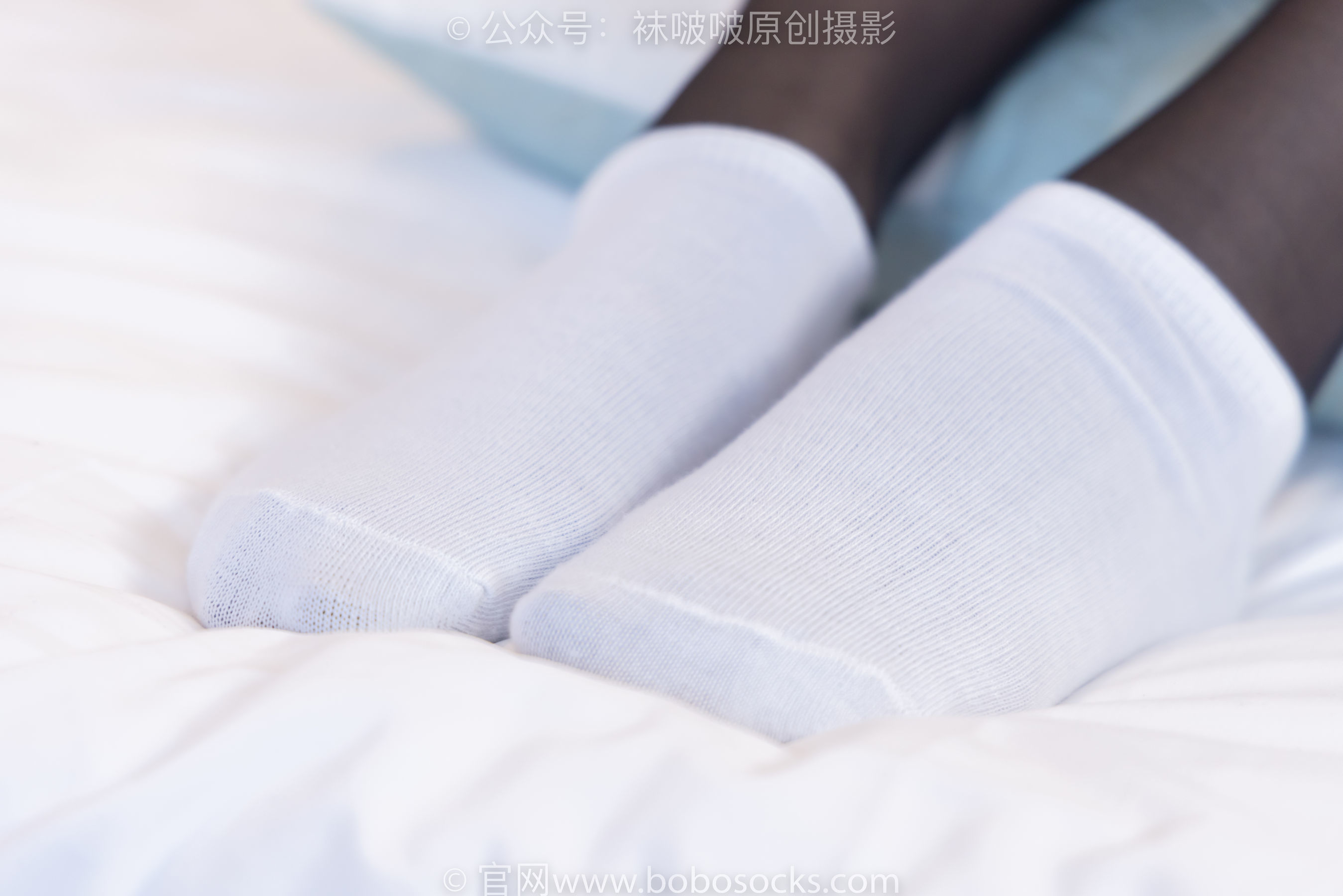 图片[141]-BoBoSocks袜啵啵 No.208 小沫 -红色匡威板鞋、短筒白棉袜、黑丝[146P]-六色网