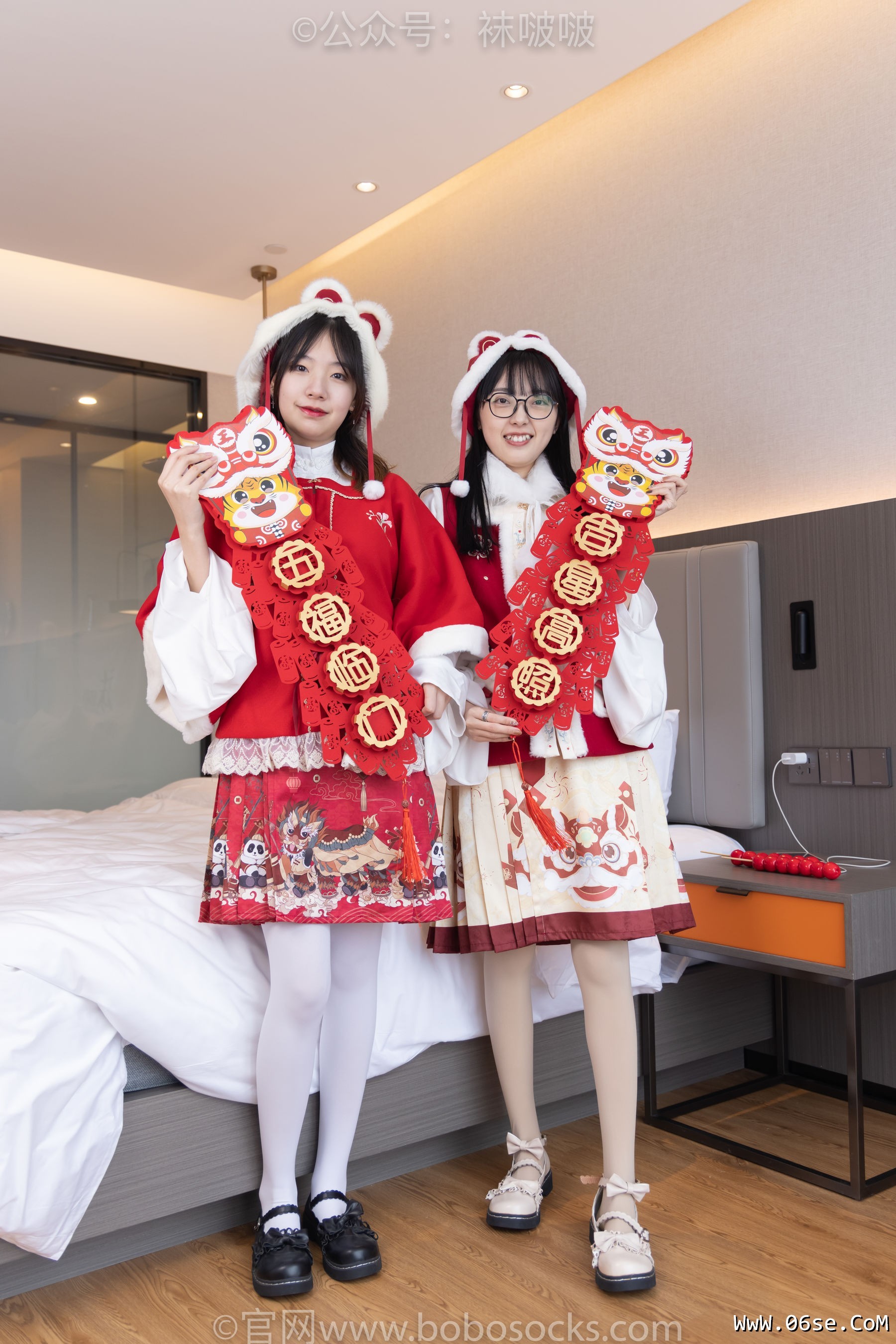 BoBoSocks袜啵啵 No.054 小甜豆与稚予-给大家拜年啦[139P]-六色网