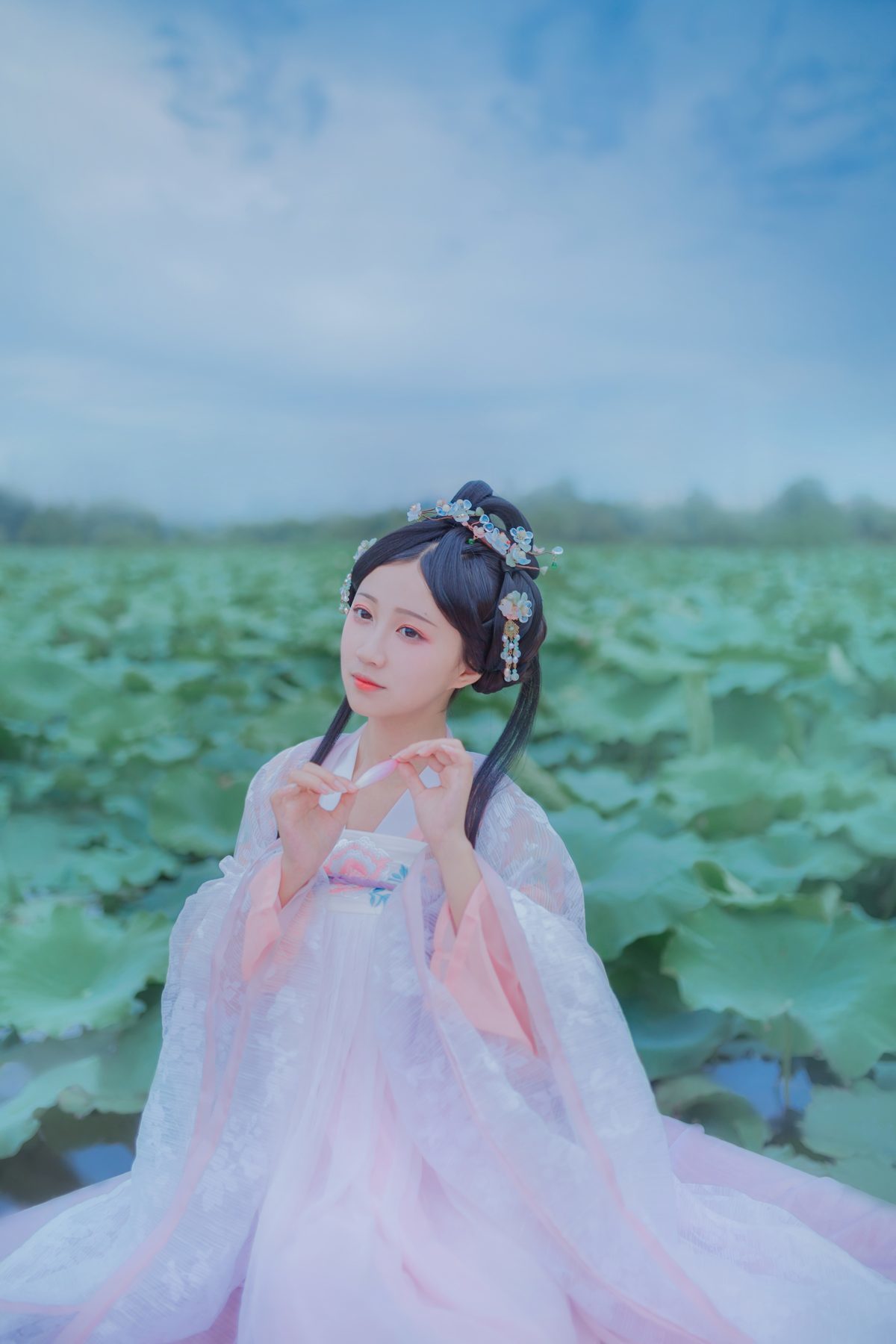 图片[20]-YiTuYu艺图语 Vol.4138 Qi Luo Sheng De Xiao Su Su[24P]-六色网