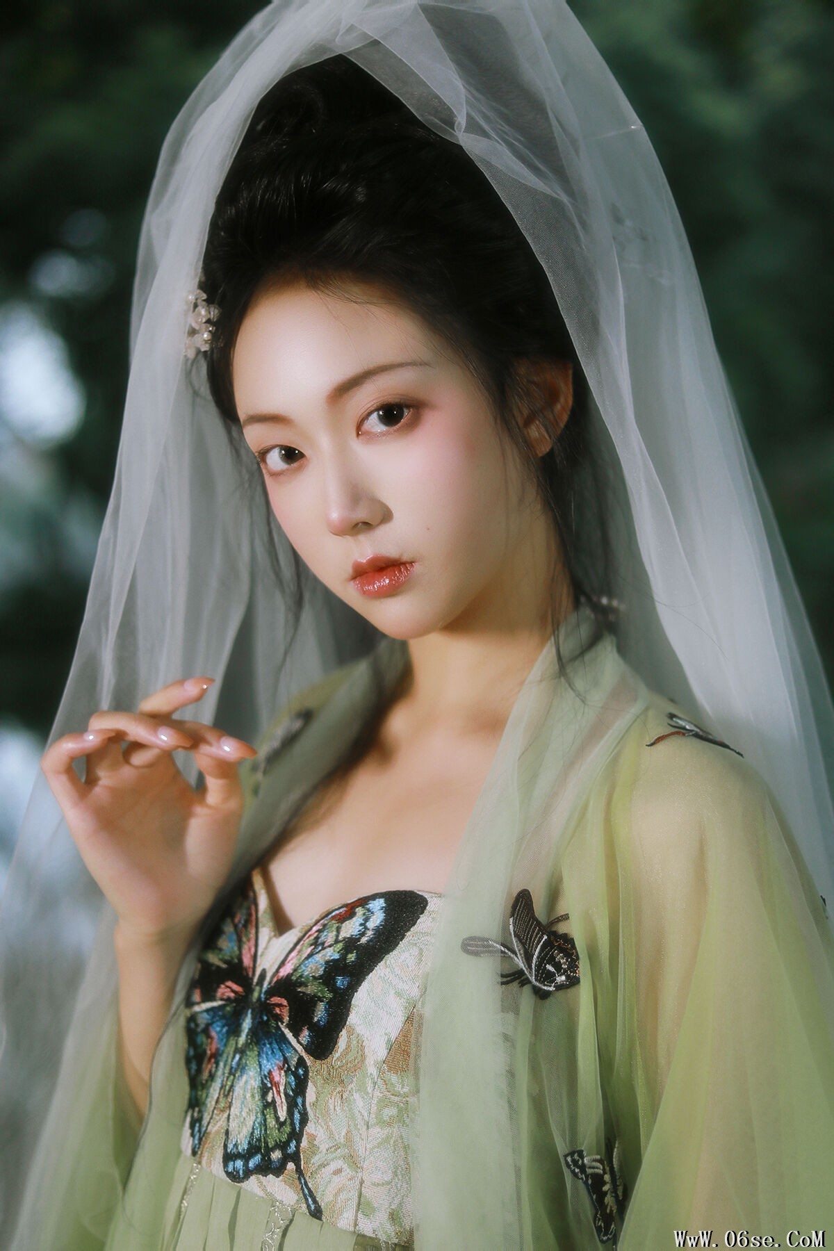 YiTuYu艺图语 Vol.6662 Luo Yu Qing Ling[24P]-六色网