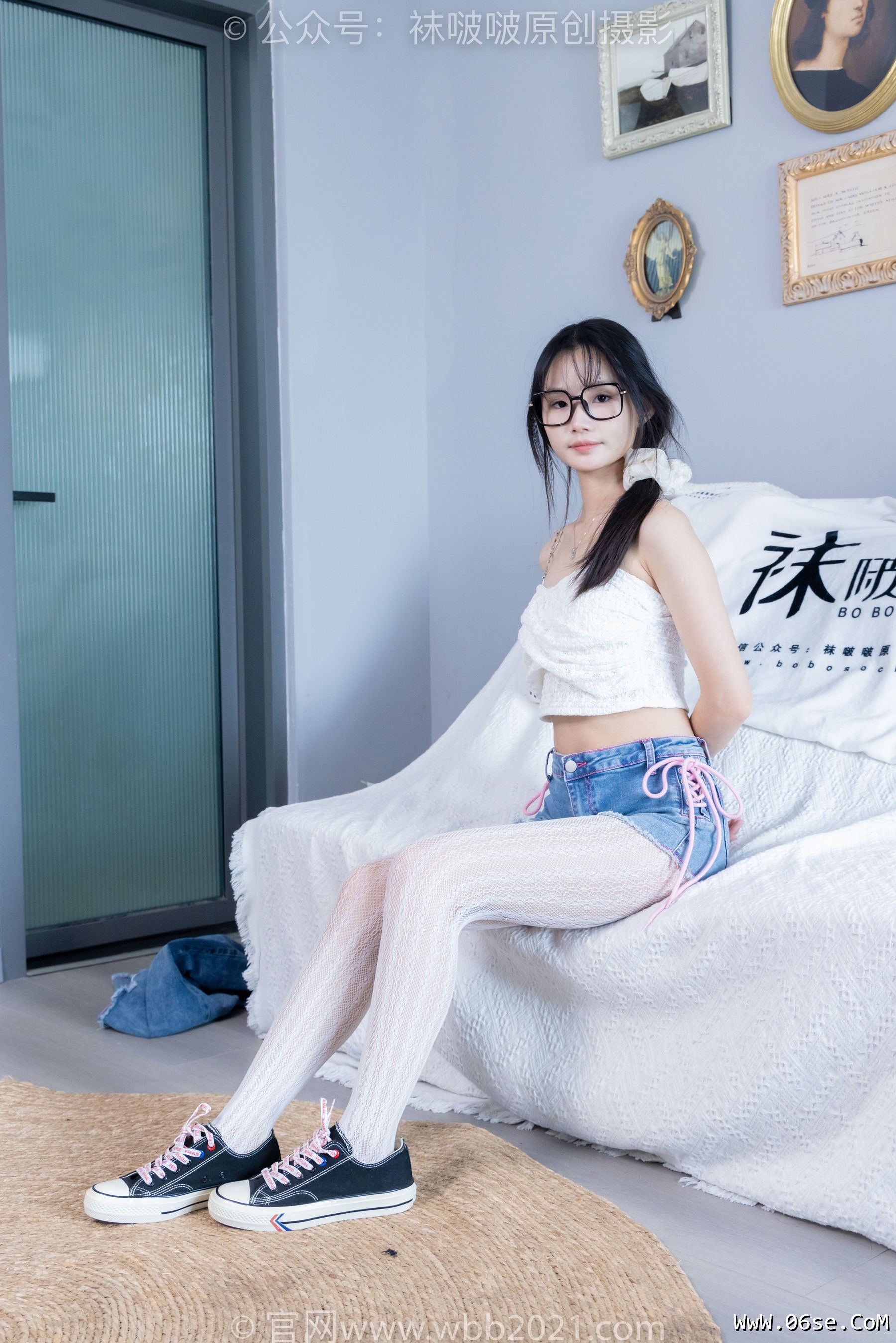 图片[32]-BoBoSocks袜啵啵 No.372 甜甜圈 -板鞋、白色蕾丝袜、可拆卸牛仔裤、裤里丝[140P]-六色网