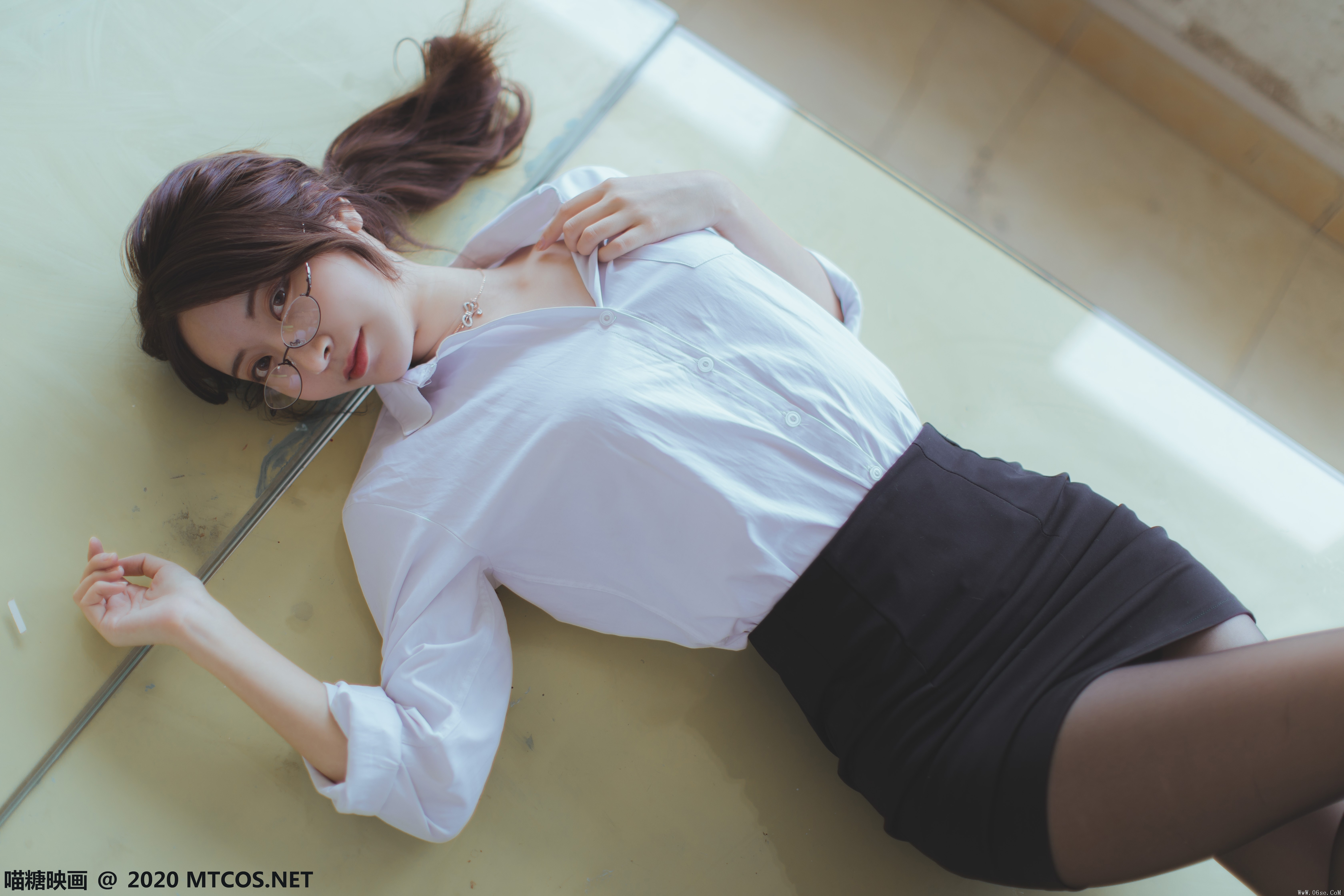 图片[27]-喵糖映画 VOL.282 OL制服 [29P-217MB]-六色网